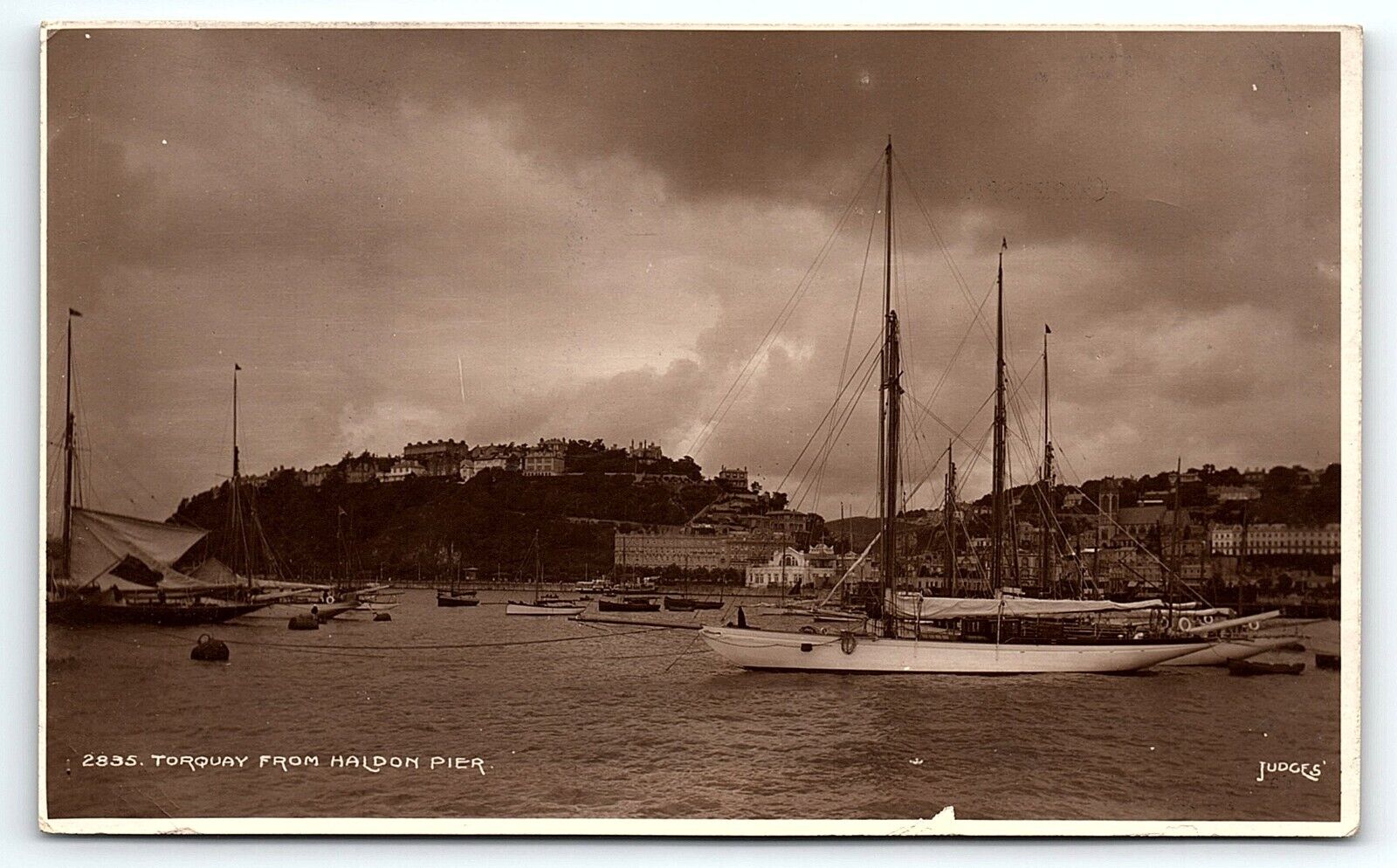 1930s TORQUAY ENGLAND FROM HALDON PIER SAILBOATS SHIPS PHOTO RPPC POSTCARD P1626