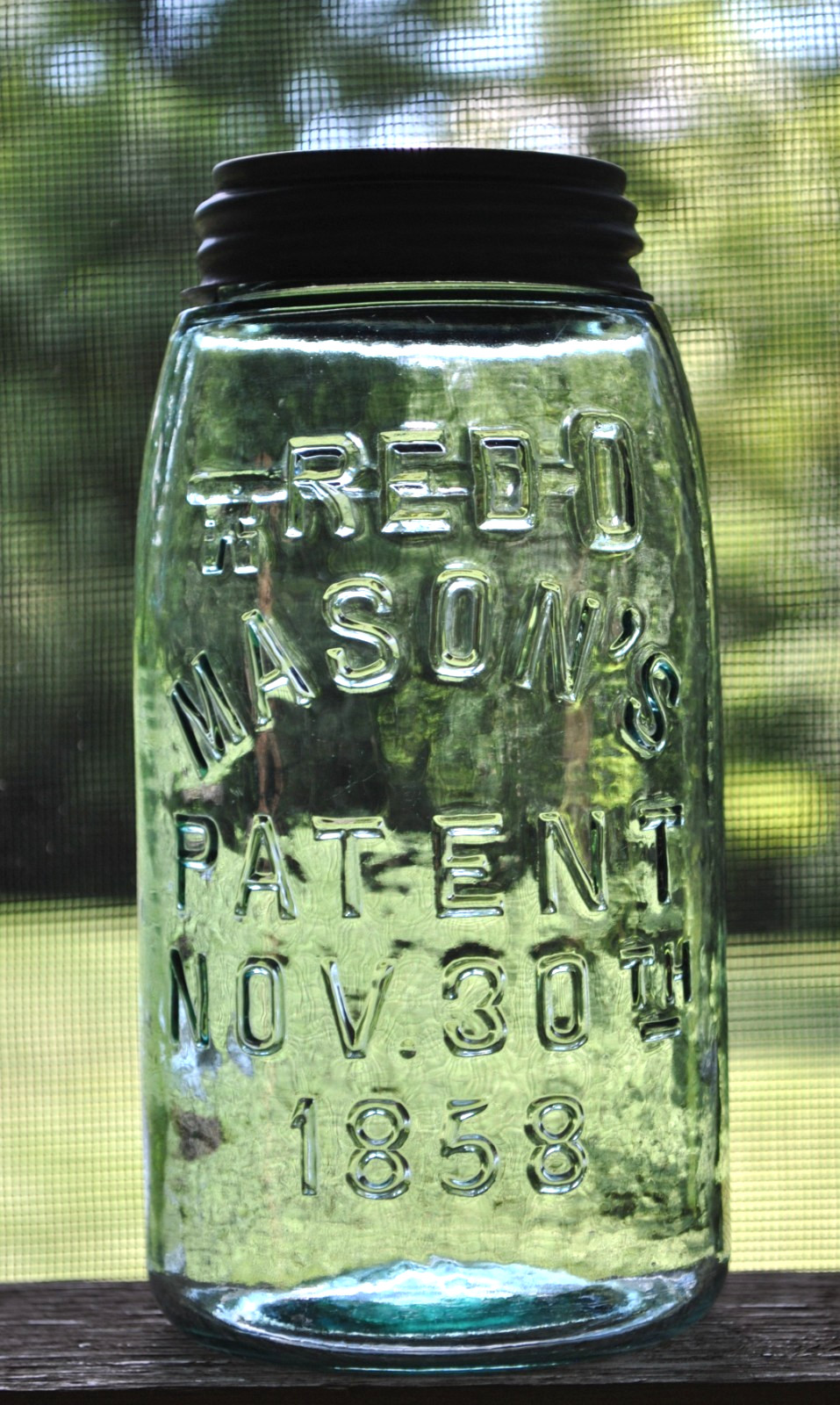 Vtg c. 1897 RED (over key) MASON\'S PATENT QUART CANNING JAR *BOLD EMBOSS WHITTLE