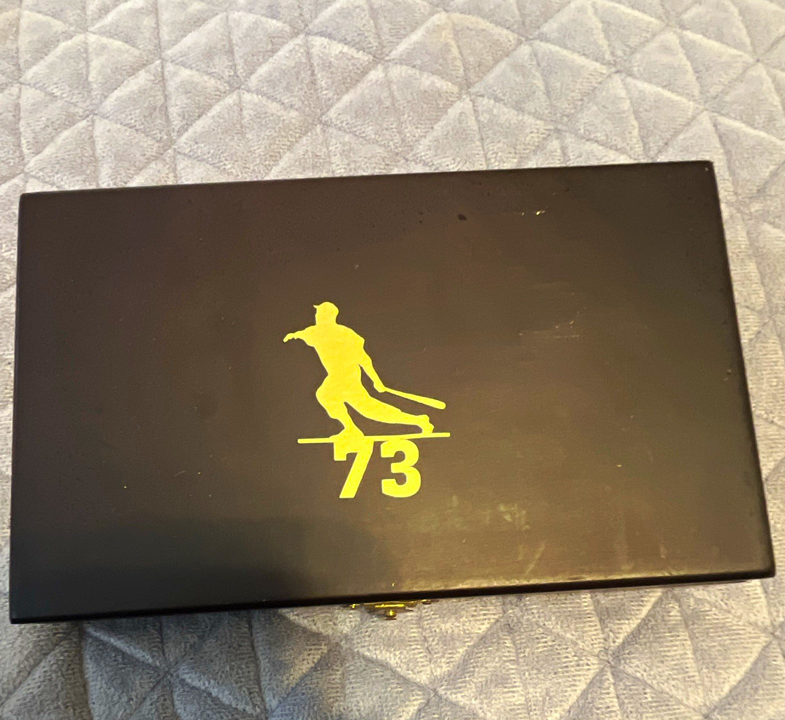 Barry bonds home run 73 commemorative pocket knife card and  case