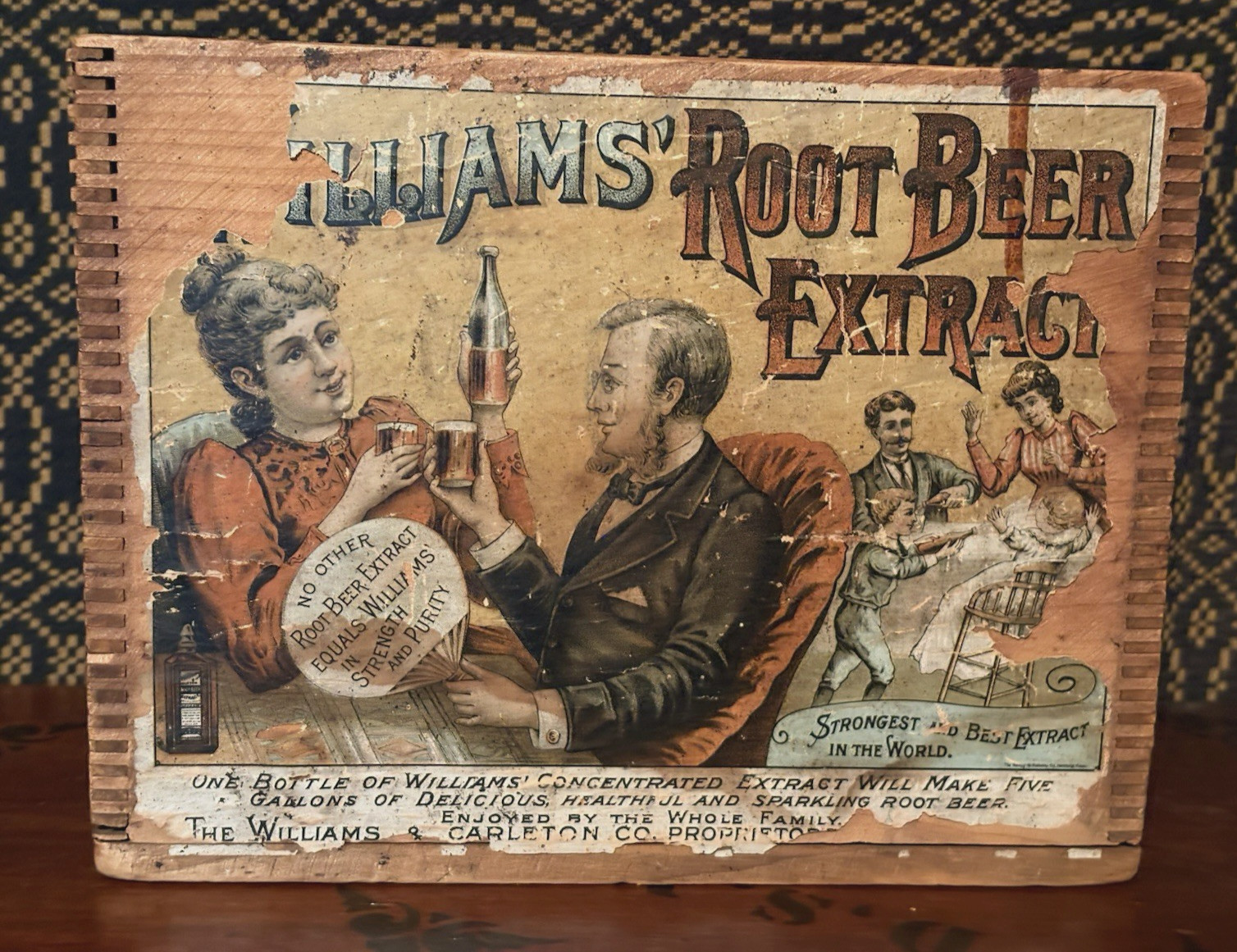 Antique Primitive Williams Root Beer Extract Litho Label Advertising Crate AAFA Antique Primitive Williams Root Beer Extract Litho Label Advertising Crate AAFA