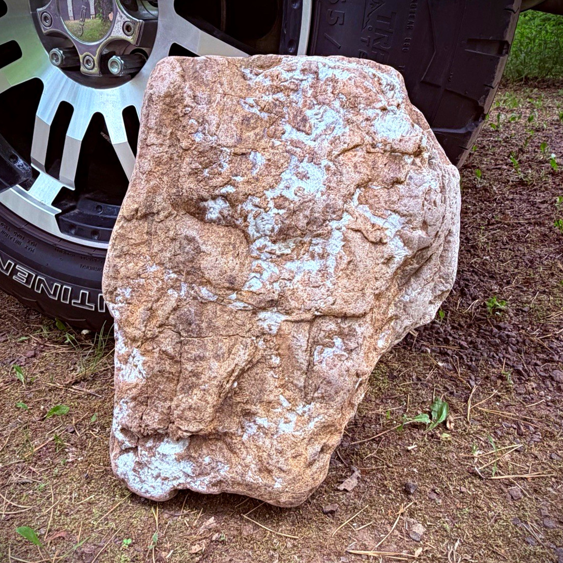 Large UV Reactive Fluorescent Mineral Rock Specimen - Glows all way through