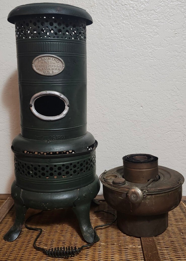 ANTIQUE Heater Stove ALUMINO NOVELTY MFG JACKSON MICH. NO. 1 KEROSENE U.S.A 1897
