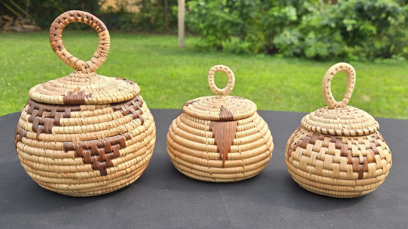 Set Of 3 African Zulu Lidded Weaved Baskets Herb Baskets 3 Sizes Unique 👀