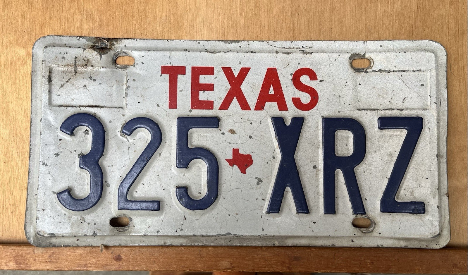 Vintage Texas Metal License Plate 1980’s