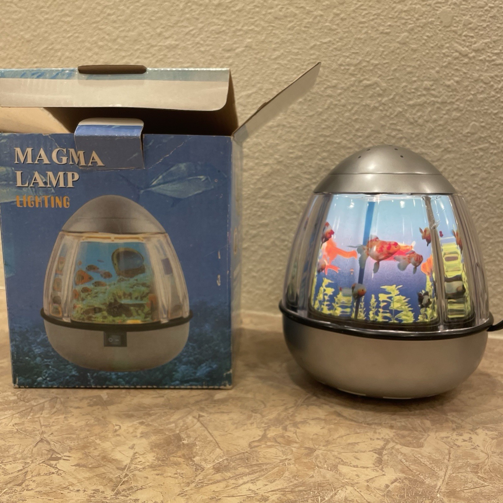 Vintage Rotating Ocean Fish Aquarium Magma Motion Lamp Night Light 1990’s Dome