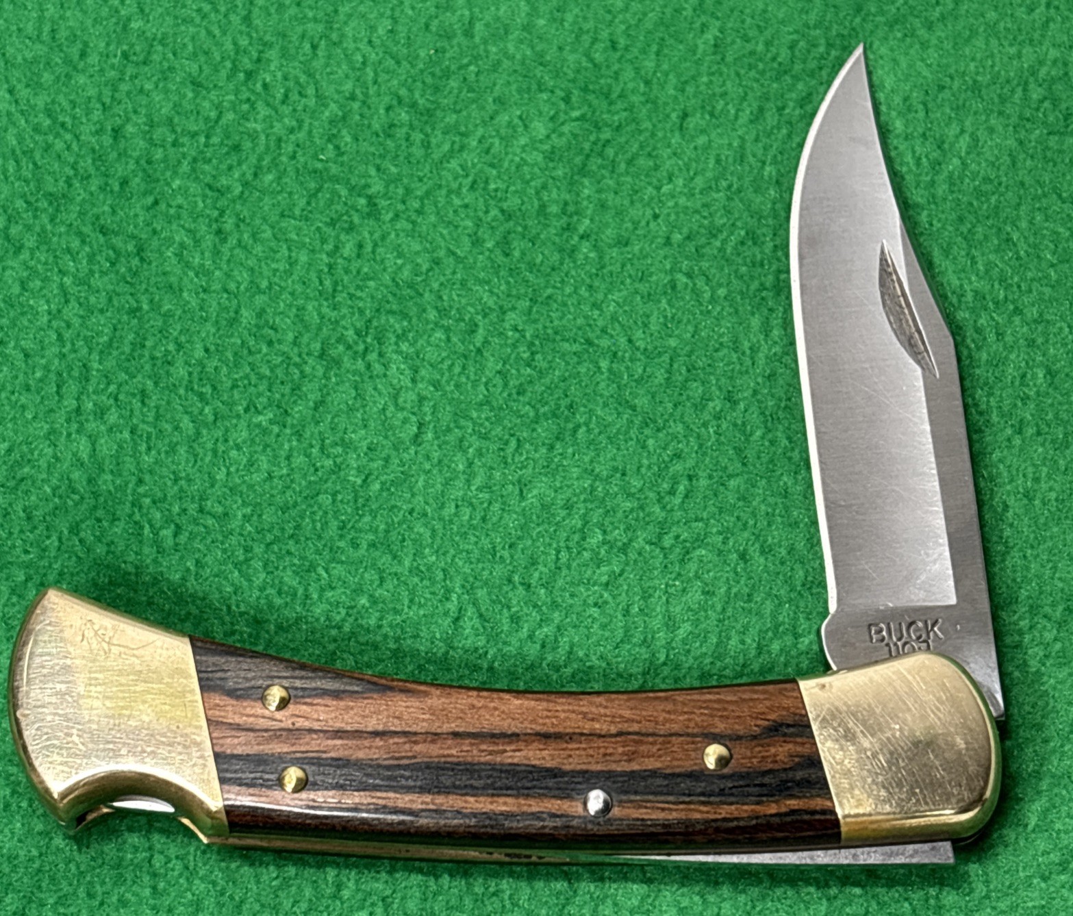 Vintage Buck 110 Folding Hunter Pocketknife - Wood Handle - Unused - 1974 USA