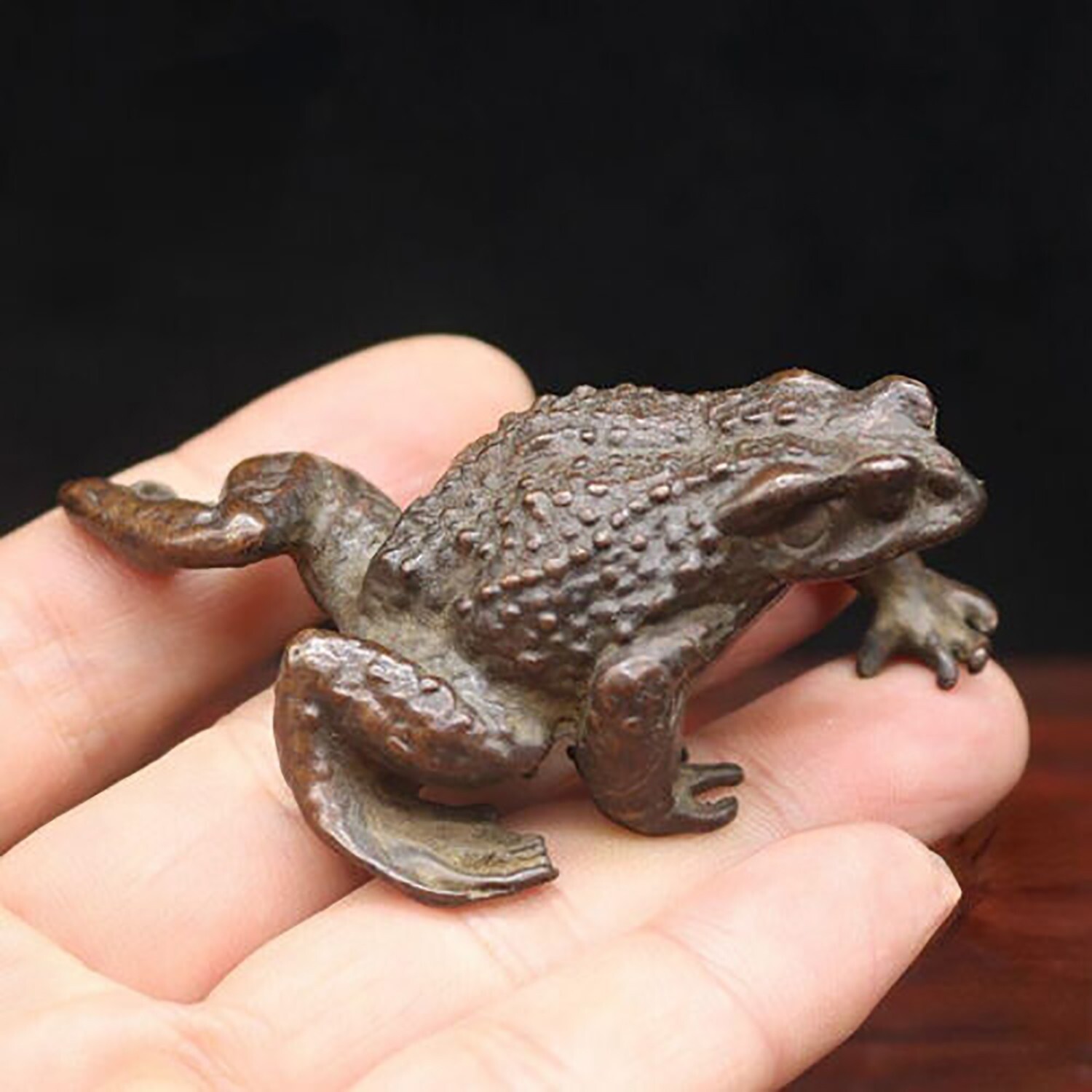 Chinese Pure Bronze Antique Battered Brass Gold Toad Tea Pet Decorations NEW