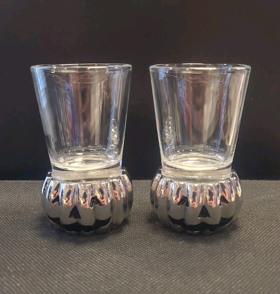 2 Rare Pottery Barn Metal Base Pumpkin Jack-O-Lantern Shot Glasses  (B3-G12)