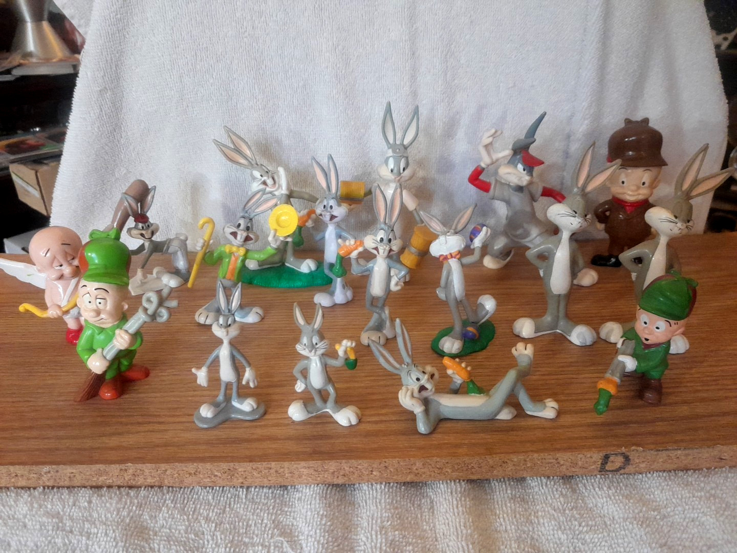 Lot 17 Bugs Bunny & Elmer Fudd Looney Tunes Warner Bros Applause PVC Figures Lot 17 Bugs Bunny & Elmer Fudd Looney Tunes Warner Bros Applause PVC Figures