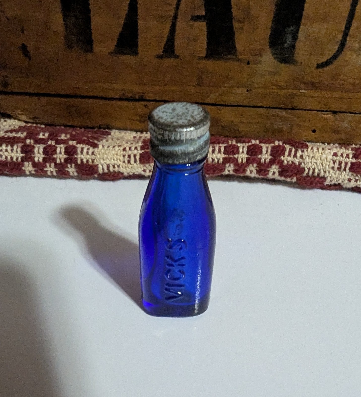 Antique Vintage 1920s Cobalt Blue Vicks Drops Sample Miniature Bottle W/ Cap