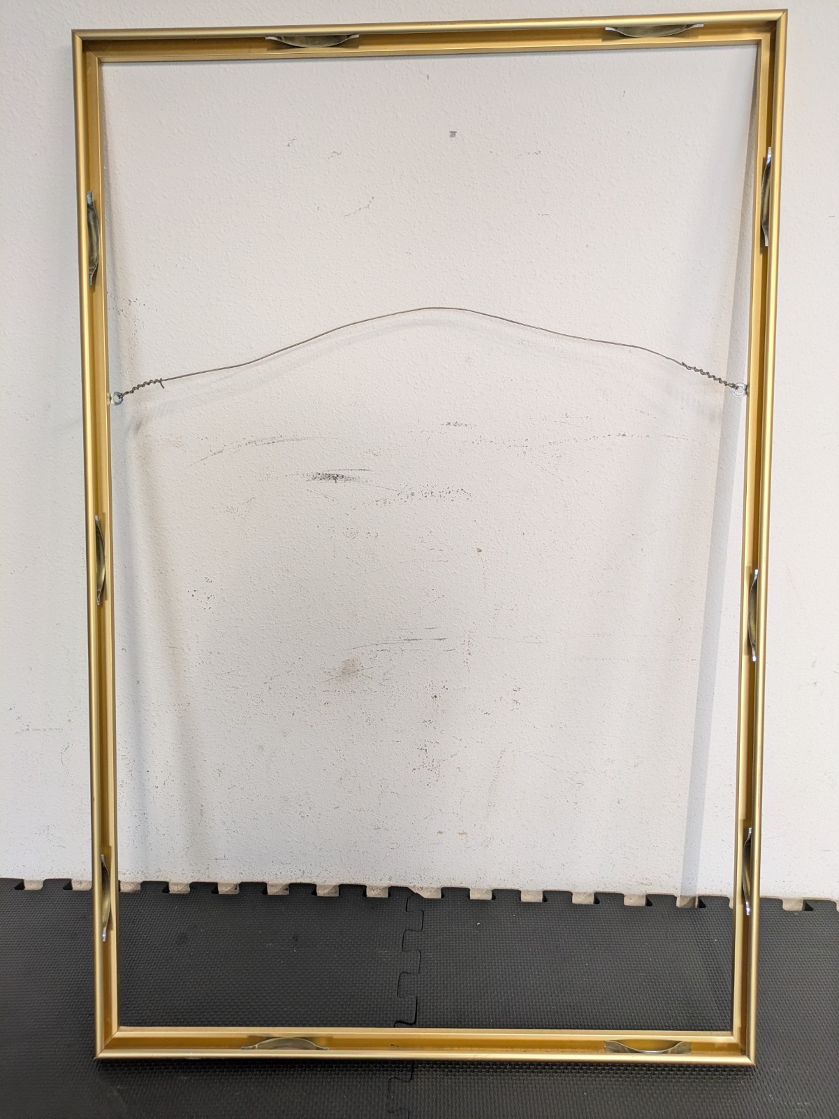 Gold Nielsen Metal Picture Frame (24\ Gold Nielsen Metal Picture Frame (24\
