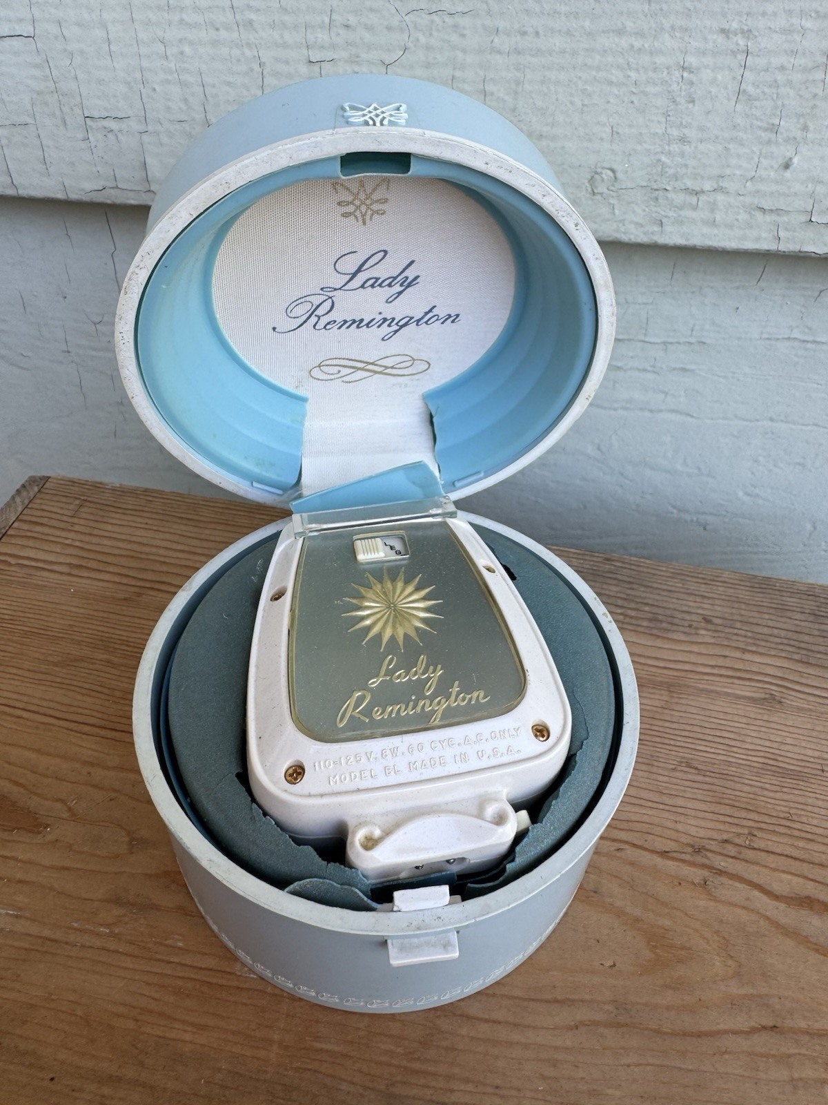 Lady Remington Vtg 60’s Model BL Blue Electric Shaver Original Case Cord USA