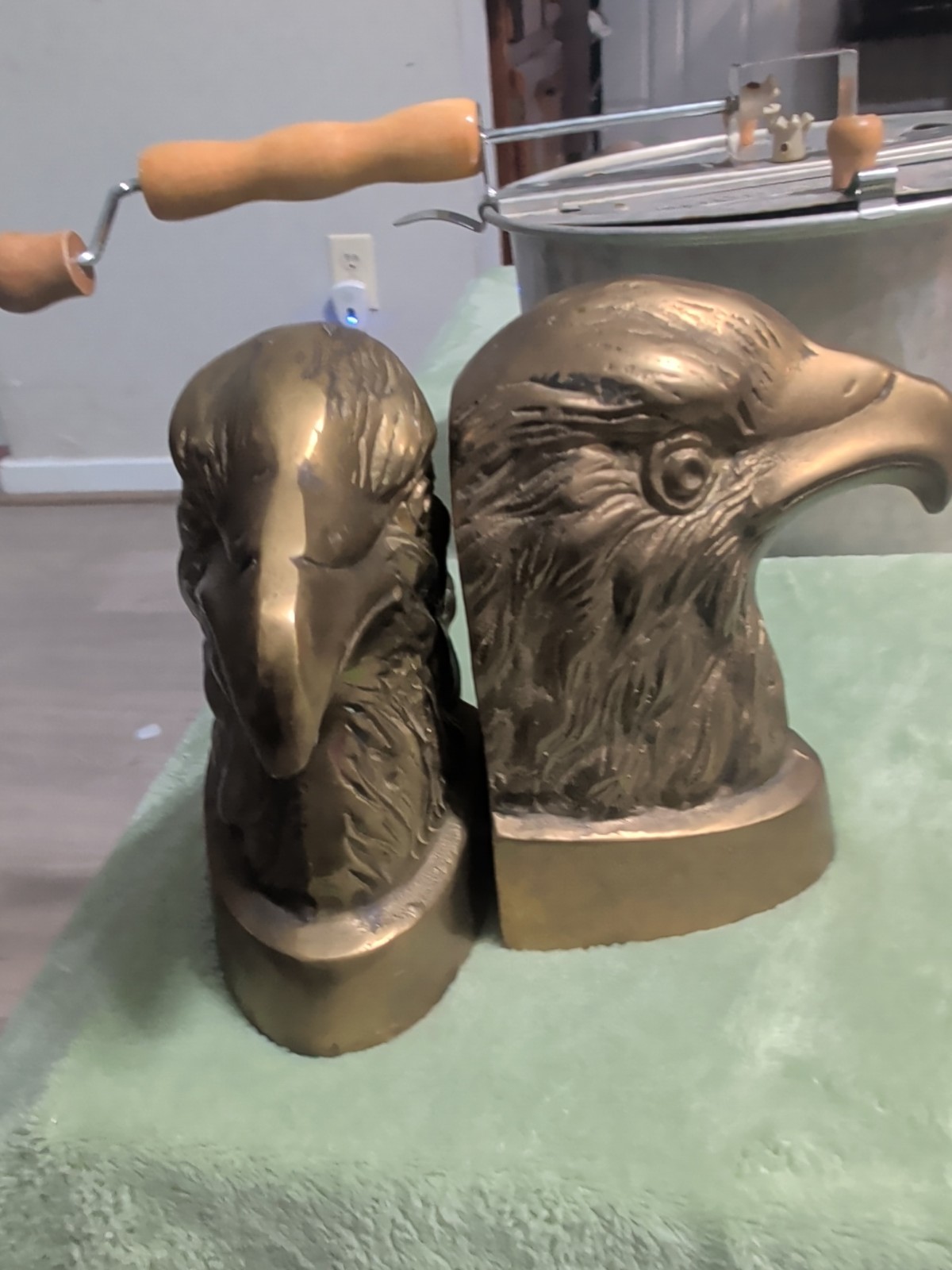 2 vintage Brass American Eagle head book ends 