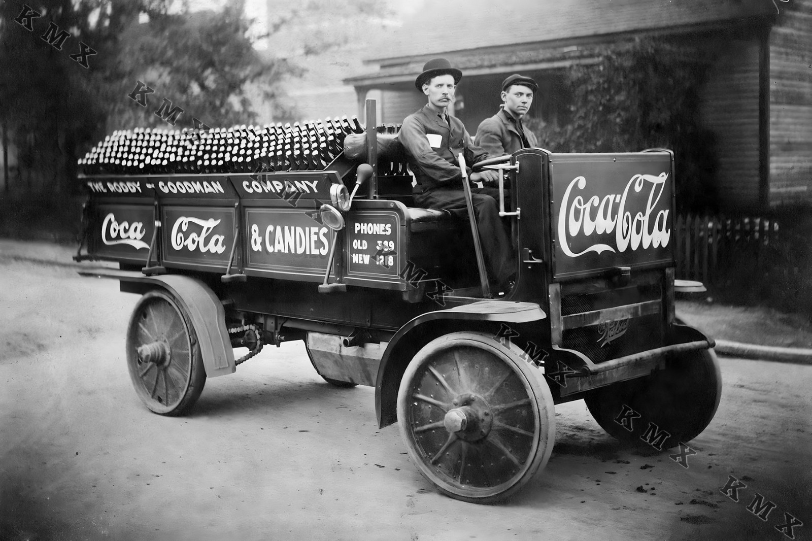 1900\'s Coca Cola Delivery Truck 4x6 photo