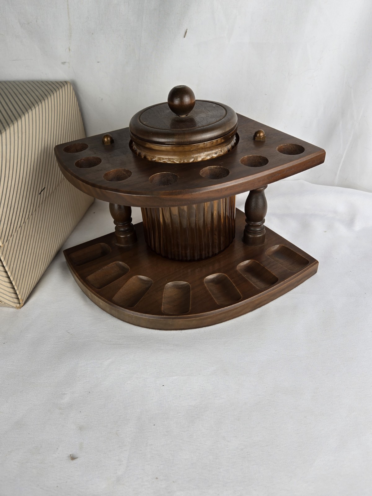 Vintage Dun Rite Amber Glass Smoking Tobacco Humidor Jar & 7 Pipe Stand Vintage Dun Rite Amber Glass Smoking Tobacco Humidor Jar & 7 Pipe Stand