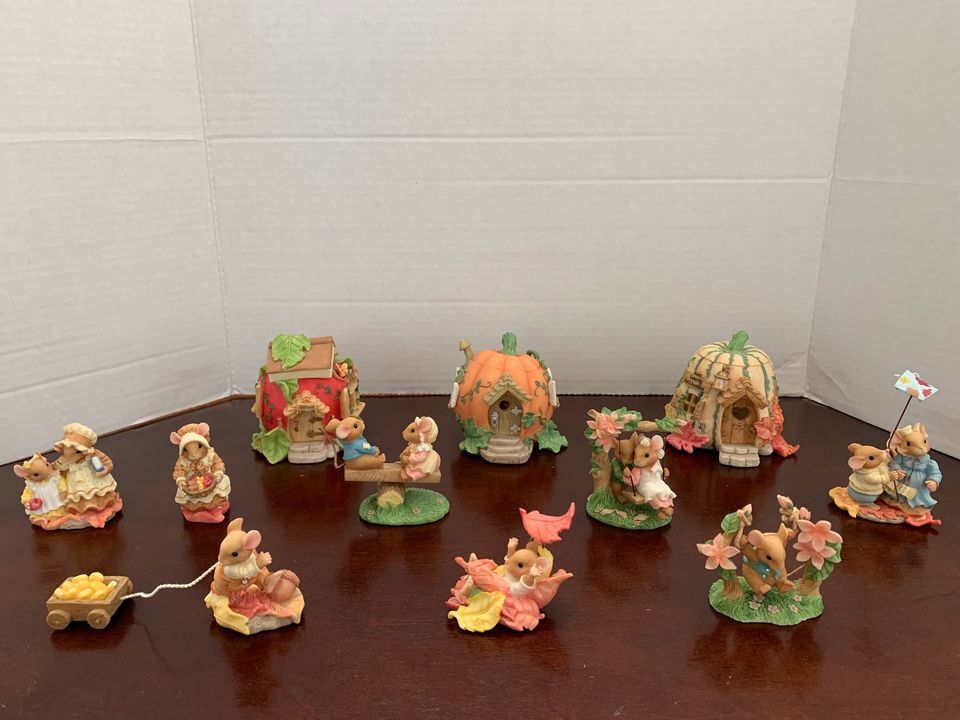 Enesco Mouse Tales Charming Tails Priscilla Hillman MINI Figurines and Cottages