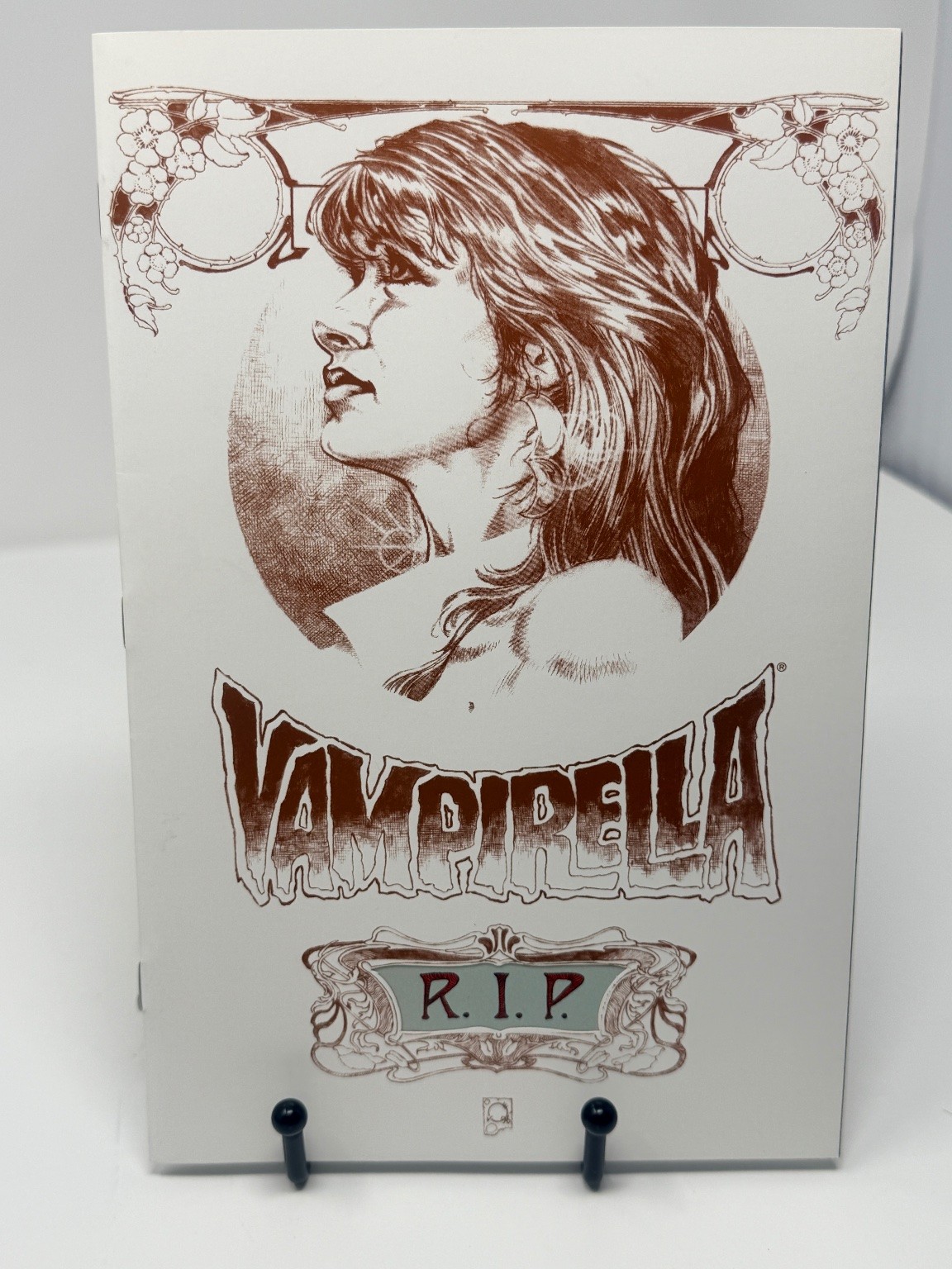 Vampirella R.I.P. Dynamite Entertainment Variant Cover Comic Book