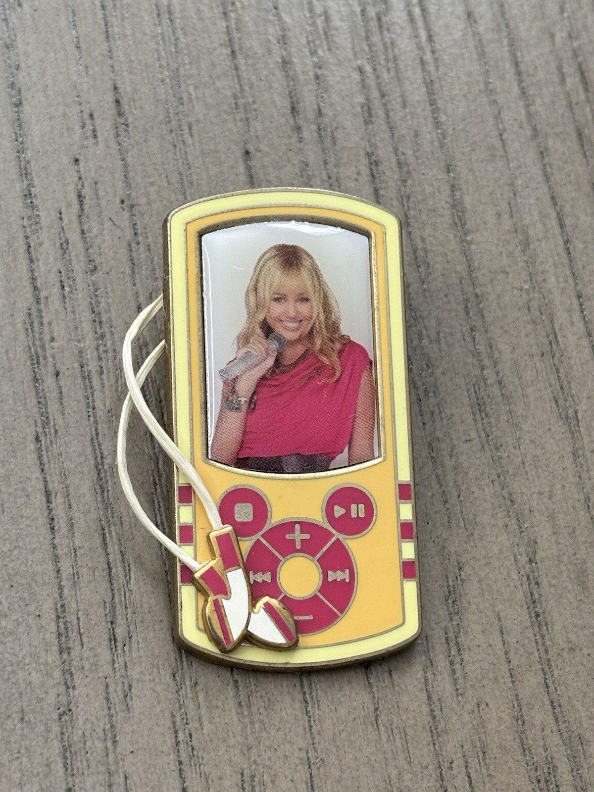 Rare Disney Hannah Montana MPS/Cellphone Trading Pin Miley Cyrus 2010 WDW