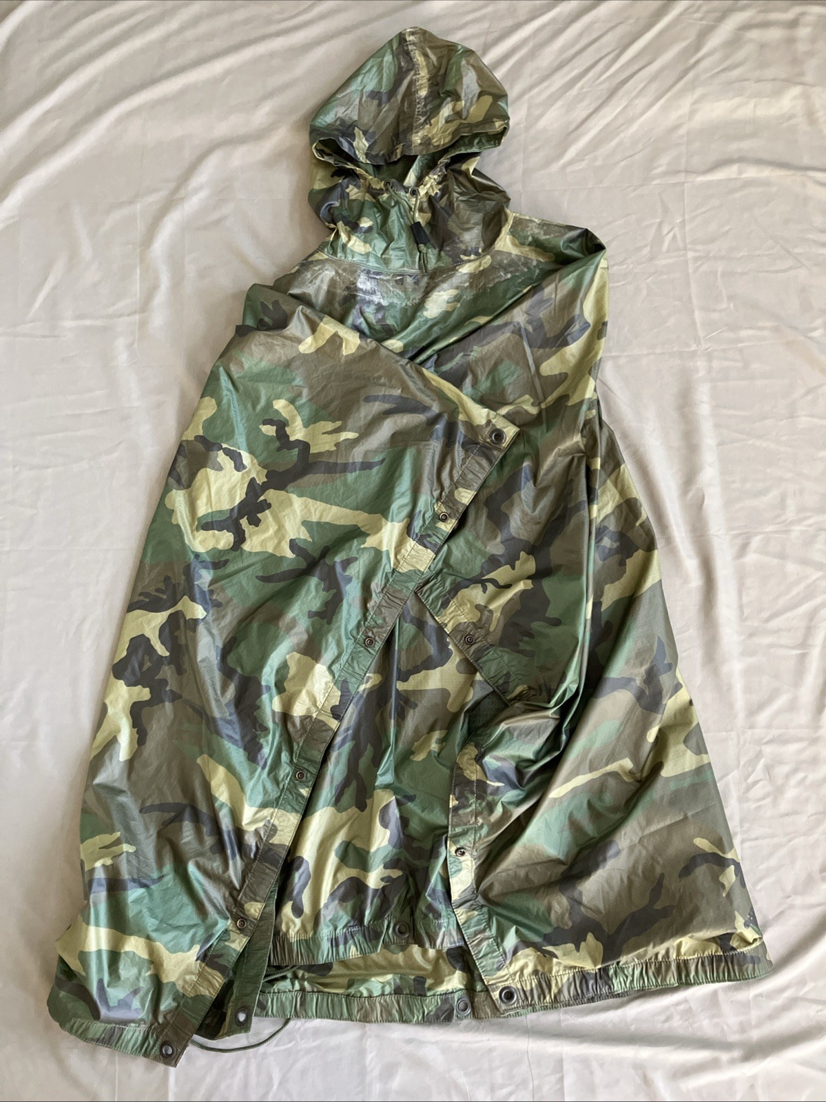 NOS - Authentic USGI Military Woodland M81 Wet Weather Rain Poncho Army ECWCS