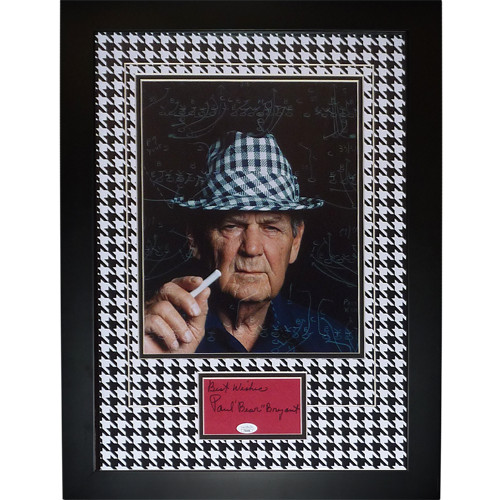 Paul Bear Bryant Autographed Alabama Crimson Tide (Chalk Board) 11x14 Photo Fram Paul Bear Bryant Autographed Alabama Crimson Tide (Chalk Board) 11x14 Photo Fram