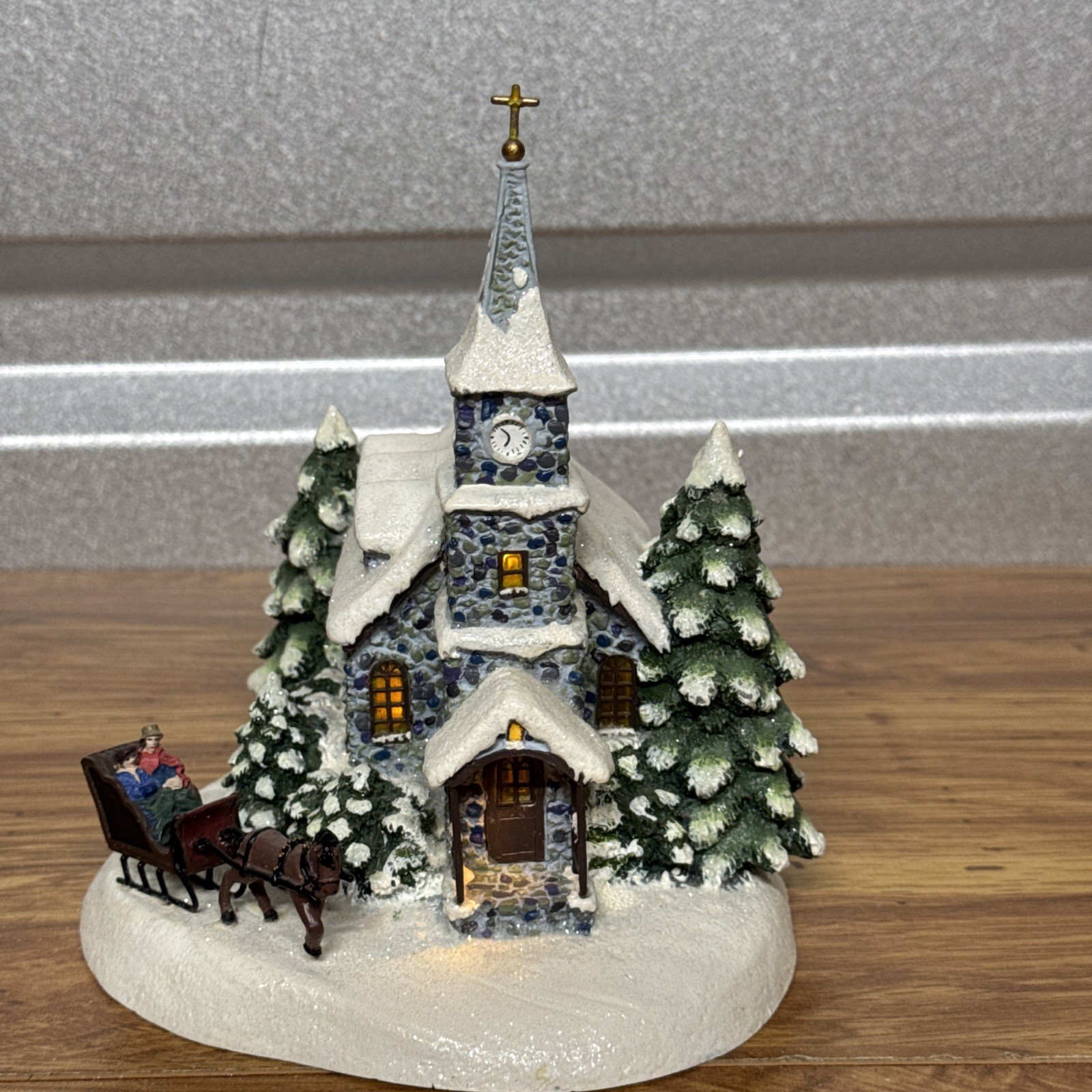 Thomas Kincaid Sunday Evening Sleigh Ride Light Up Church Christmas Village