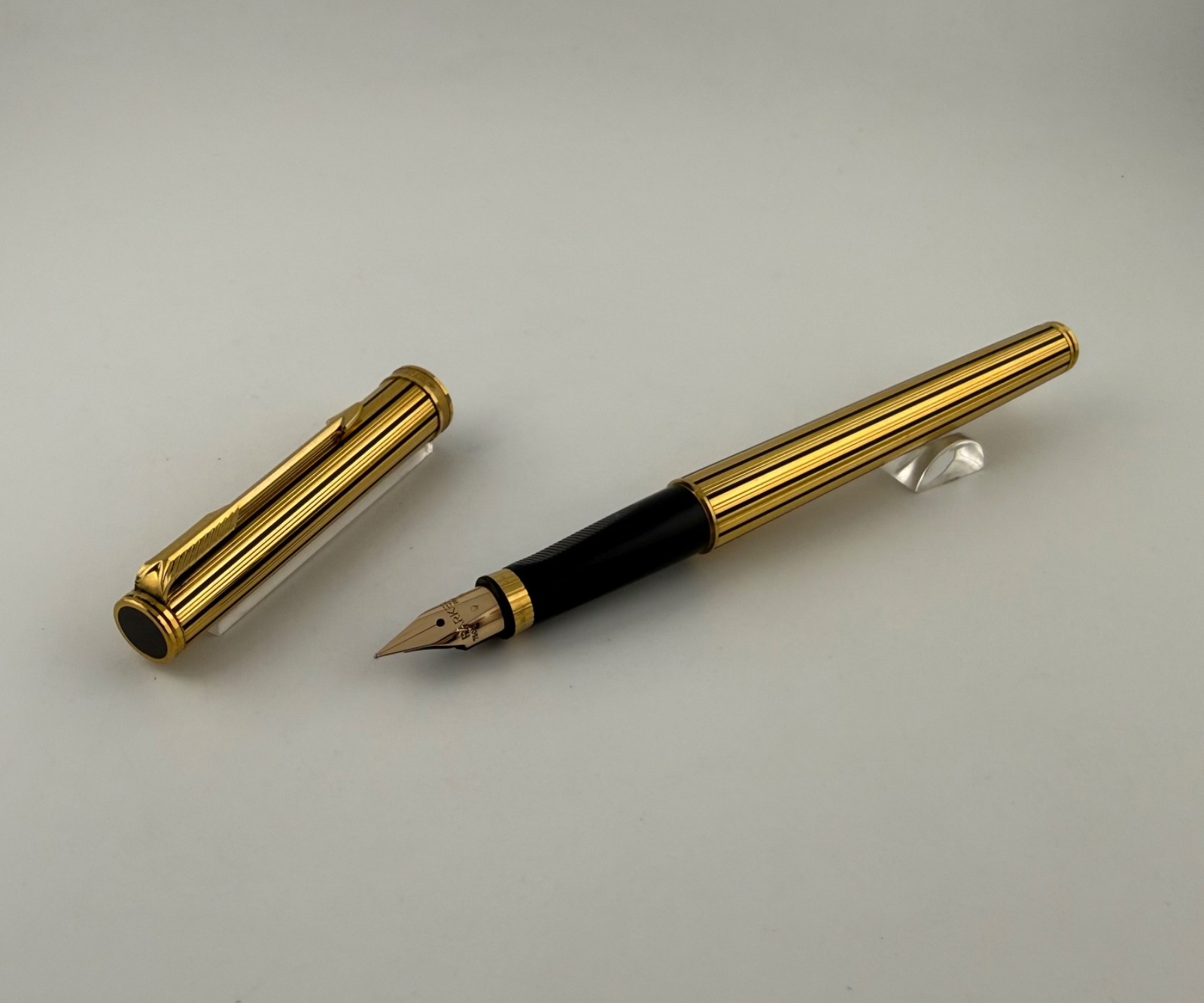 Parker Premier Athenes Gold Striped Fountain Pen 18K Gold Nib