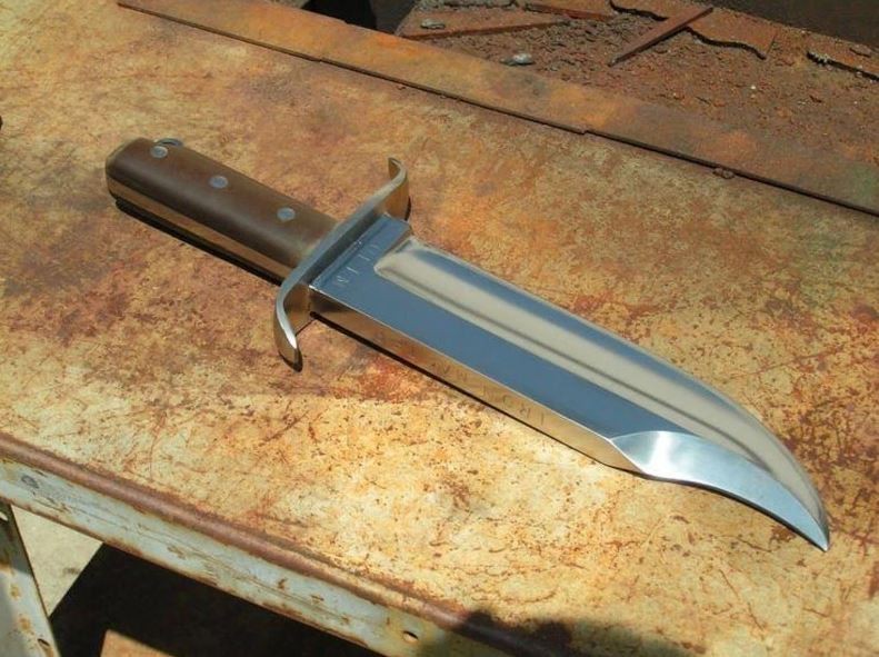 Custom Handmade Massive Steel Heavy Duty Bowie Knife D2 Camping Hunting