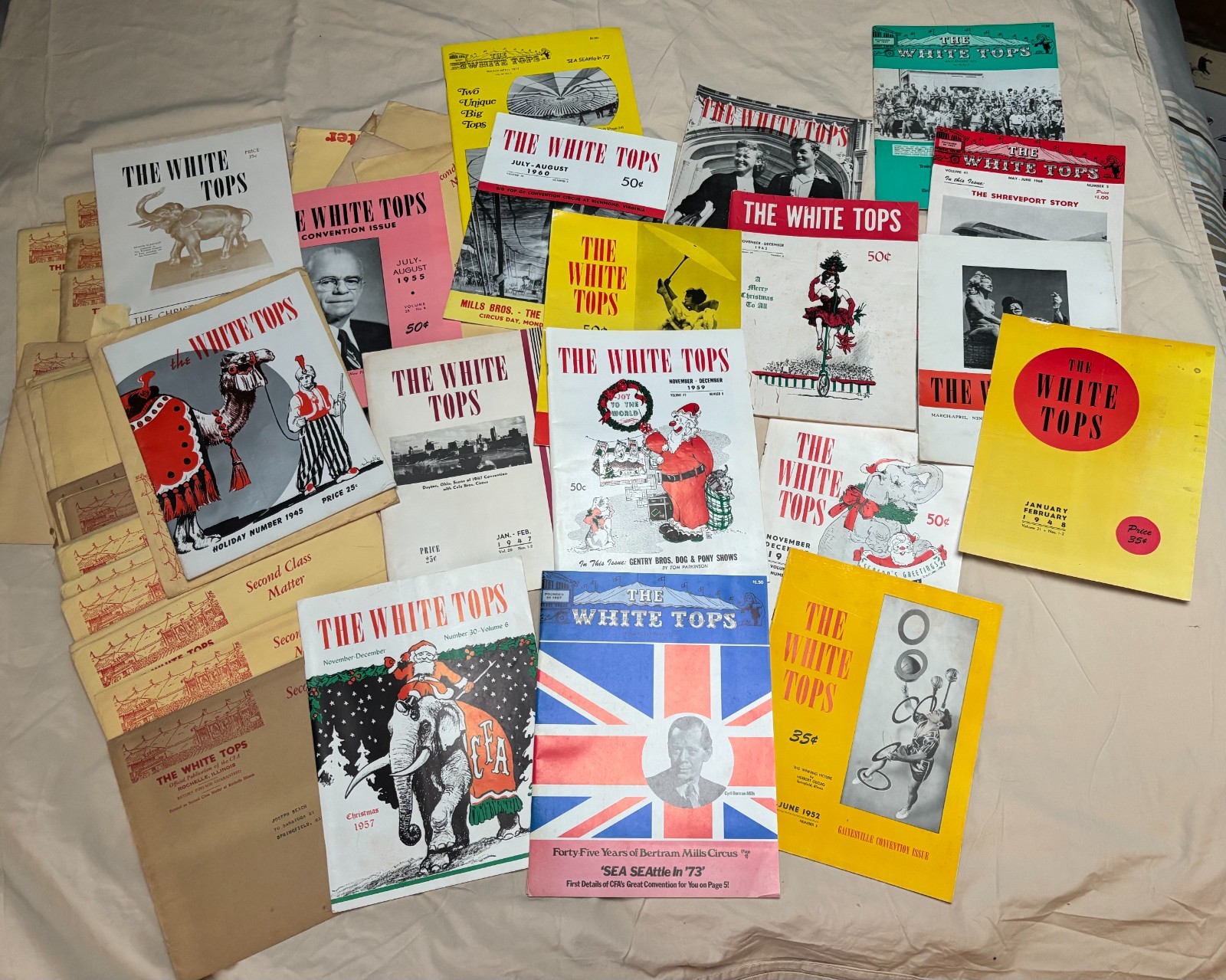 WHITE TOPS CIRCUS MAGAZINE 44 VINTAGE ISSUES Christmas & Conventions 1940s-1970s