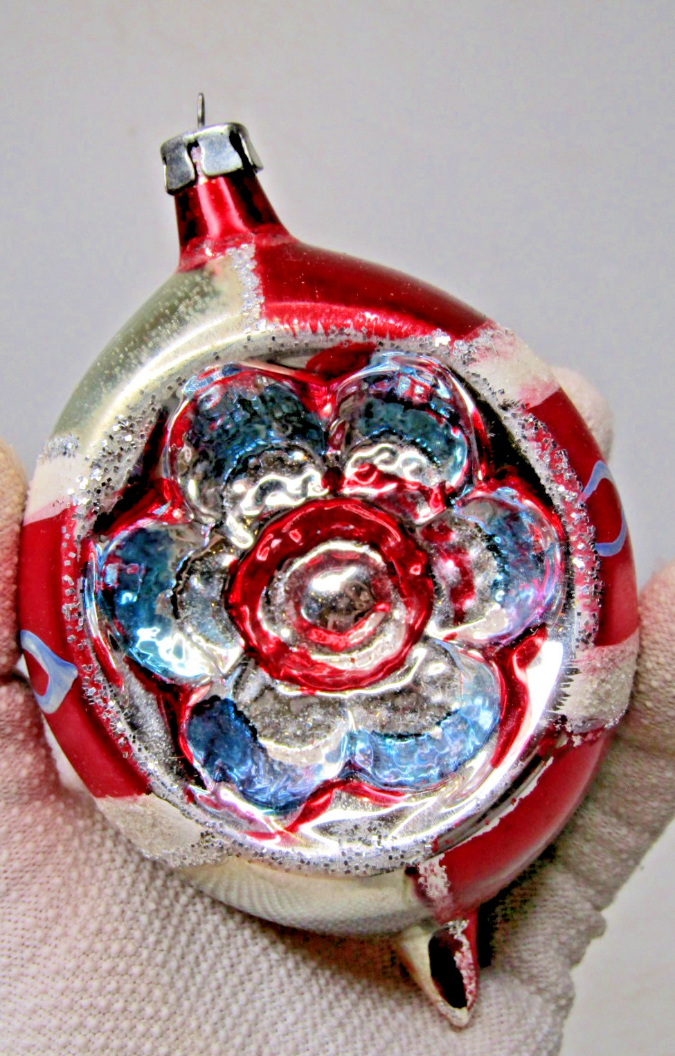 VTG 50's Glass Indent Scalloped FLOWER Mica Large DROP Christmas Ornament Poland