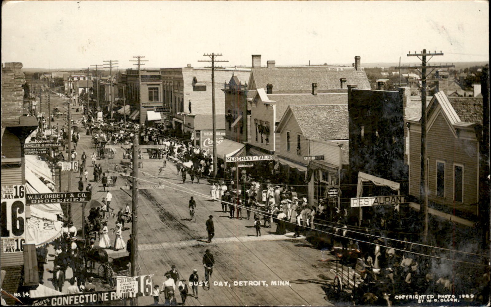 Detroit MN Busy Street Scene W. D. Olson c1909 Real Photo Vintage Postcard bhn