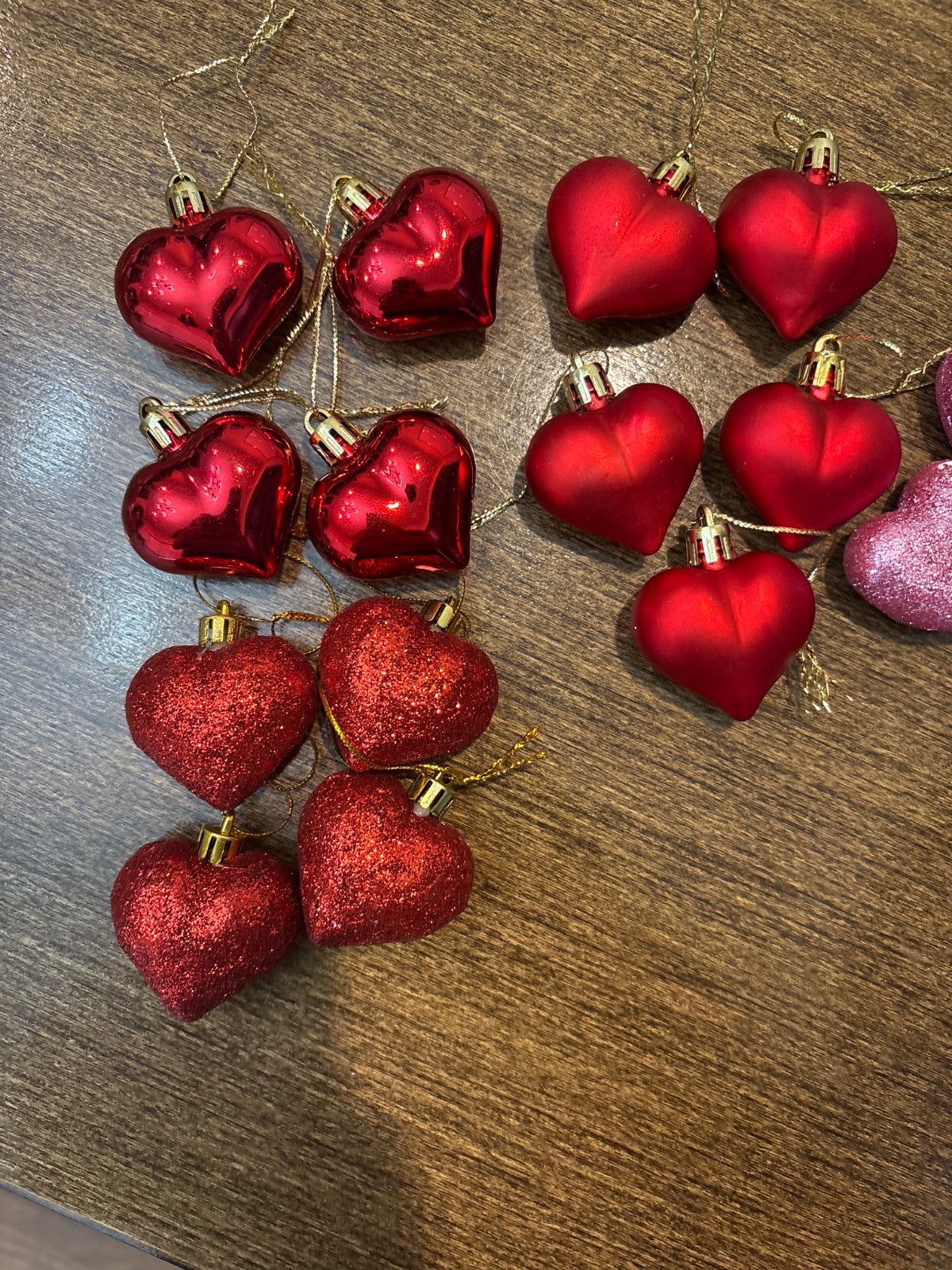 VALENTINE\'S DAY RED & PINK HEARTS 2\