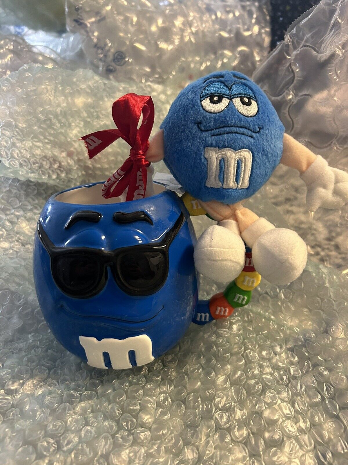 M&M\'s Galerie Mug Blue Coffee Cup Color Handle Sunglasses 2001 Hand Painted M&M