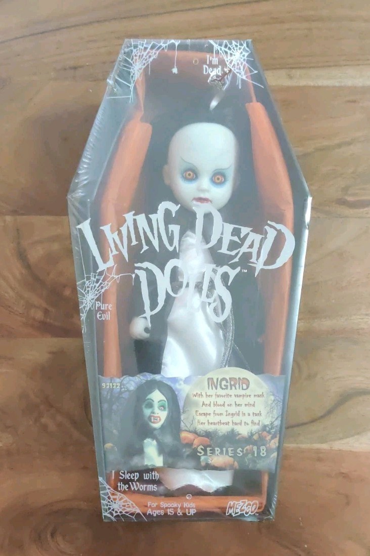 Mezco Living Dead Dolls INGRID VAMPIRE Series 18 FACTORY SEALED Damaged Coffin