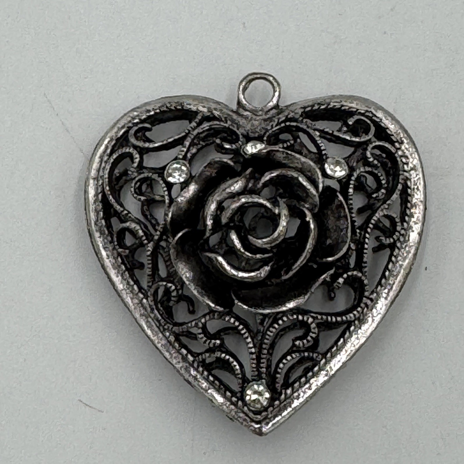Vintage Scroll Art Deco Puffer Heart Jeweled Rose 2.25\ Vintage Scroll Art Deco Puffer Heart Jeweled Rose 2.25\