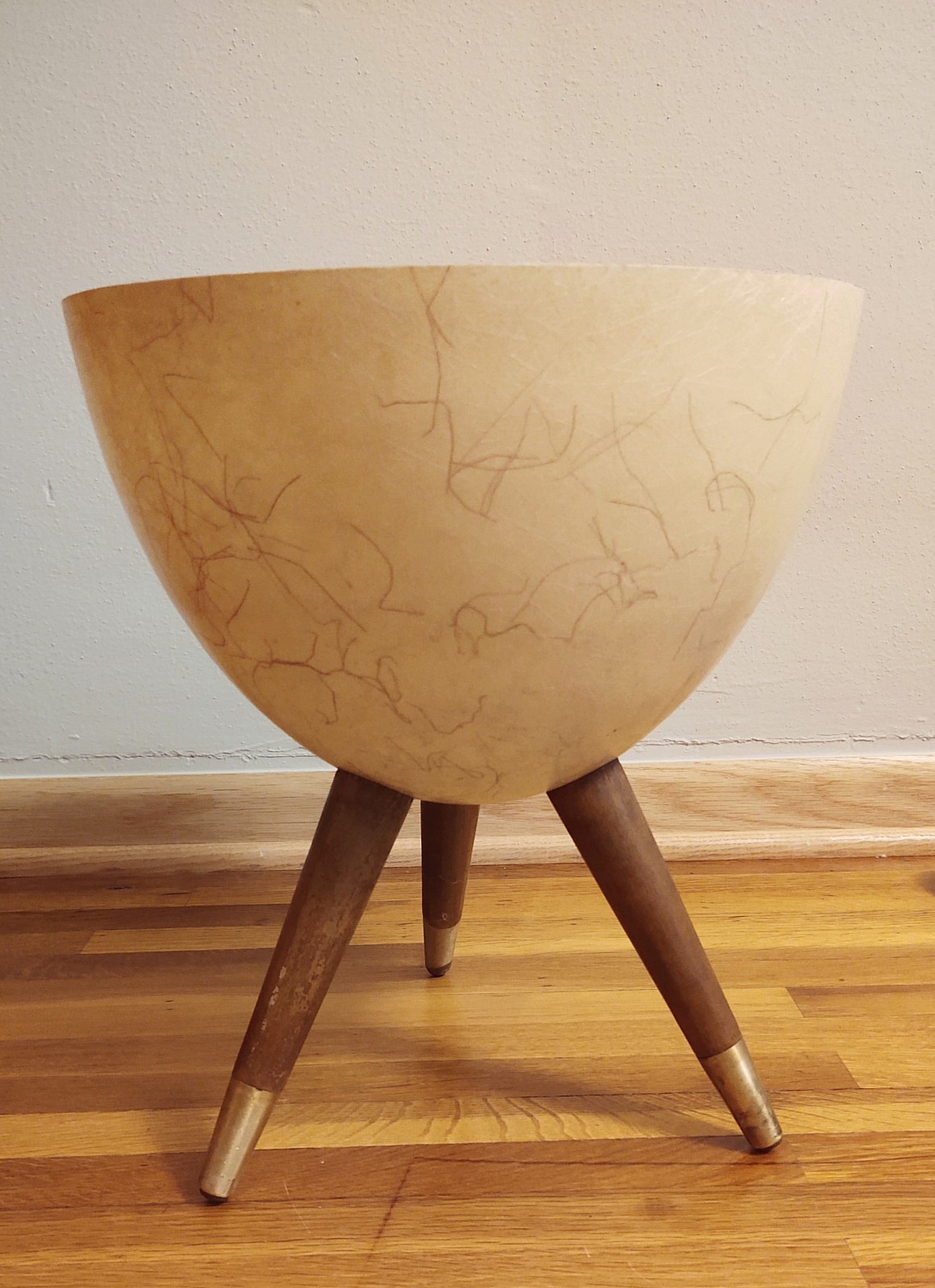 Vintage 1950s Fiberglass Bullet Planter Tripod Atomic Mid Century Modern Vintage 1950s Fiberglass Bullet Planter Tripod Atomic Mid Century Modern