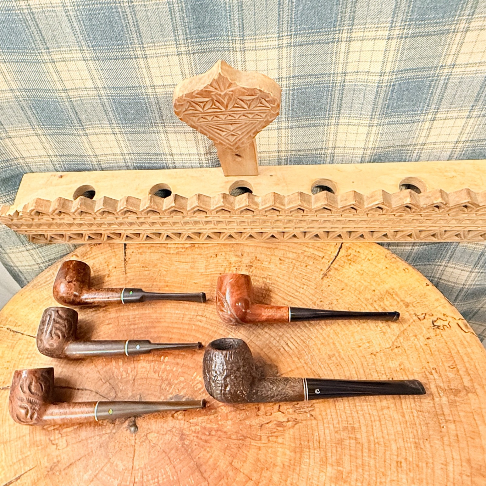 Vintage Estate Five Pipe LOT & Wall Mount Swedish Folk Pipe Display Holder Rack Vintage Estate Five Pipe LOT & Wall Mount Swedish Folk Pipe Display Holder Rack