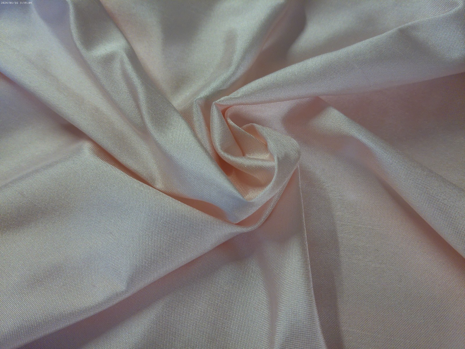 100% Mulberry Silk Taffeta~Ice Pink~18\ 100% Mulberry Silk Taffeta~Ice Pink~18\