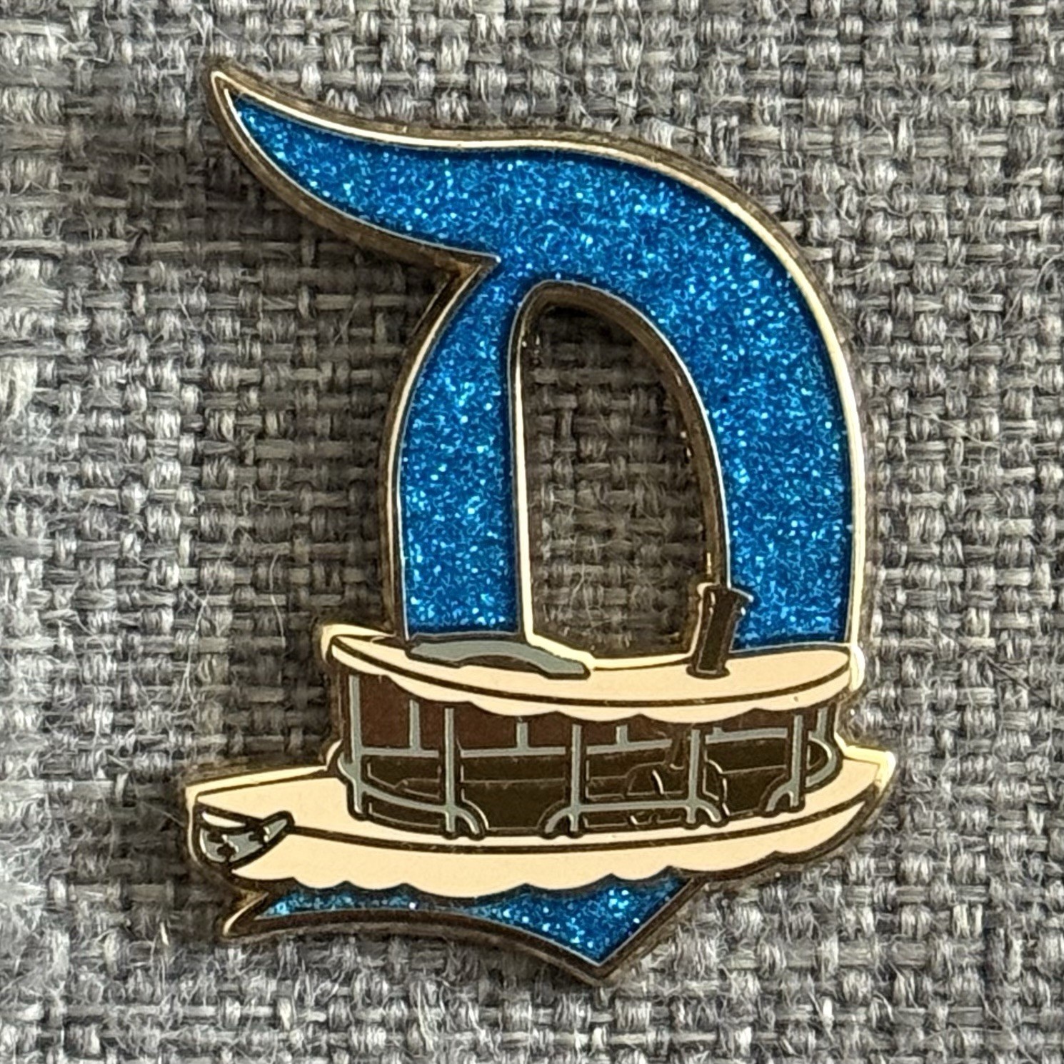 Disney Parks Key Disneyland D 70th Jungle Cruise Gold Glitter Pin B6