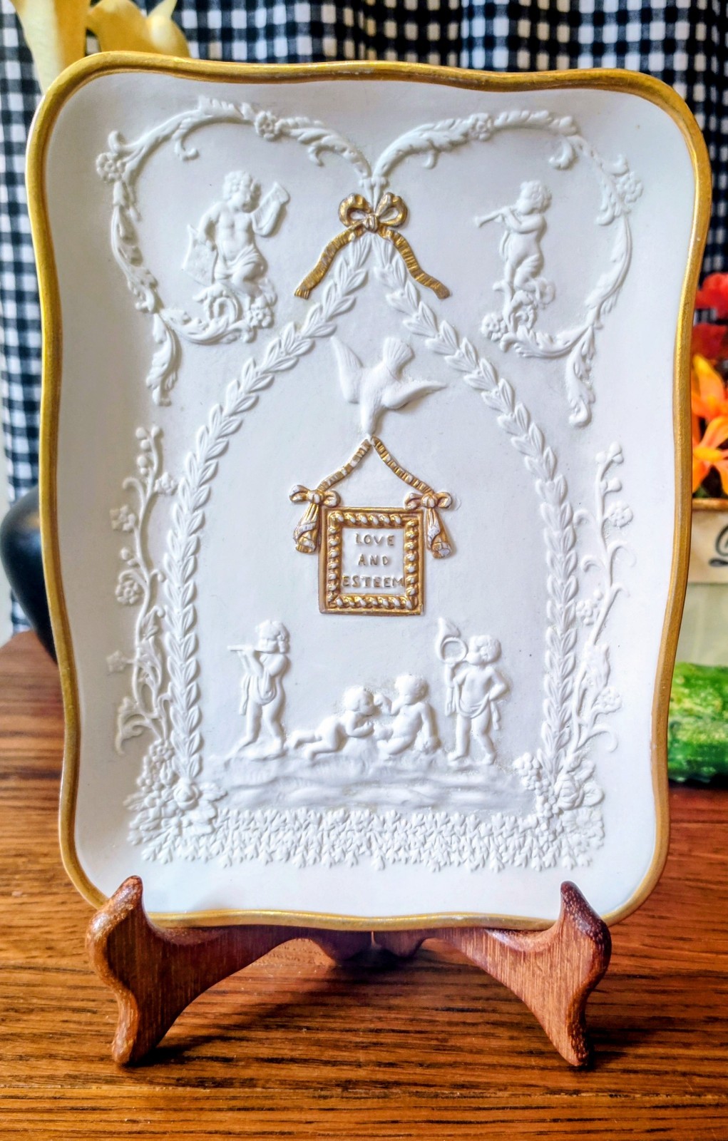 Vtg Bisque Porcelain Wall Plaque Gold Gilt Trim Cherub Angel Musical Instruments