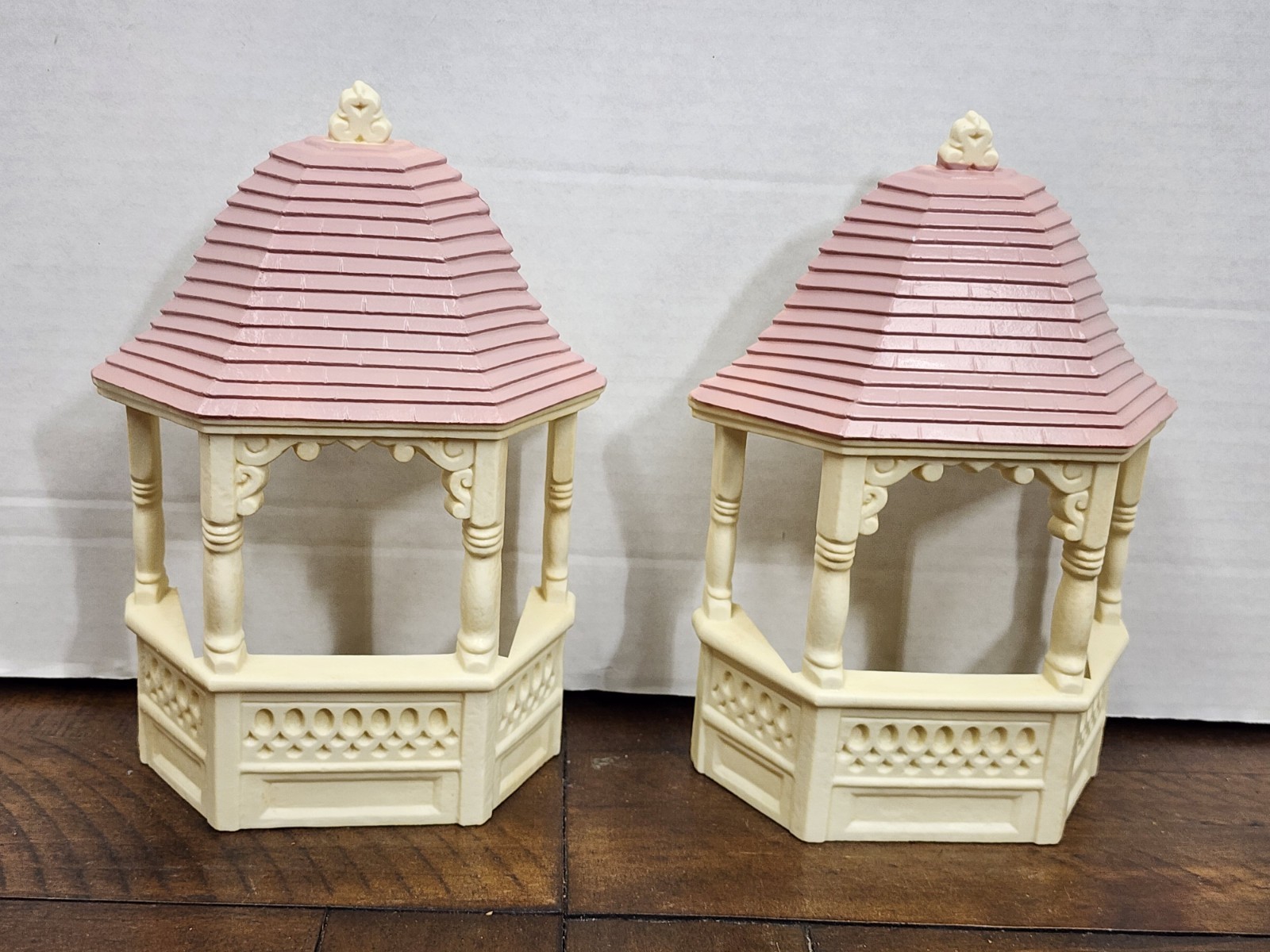 Vintage 1980s Burwood Gazebo Pink Roof Wall Pocket Set of 2 Cottage Core Decor