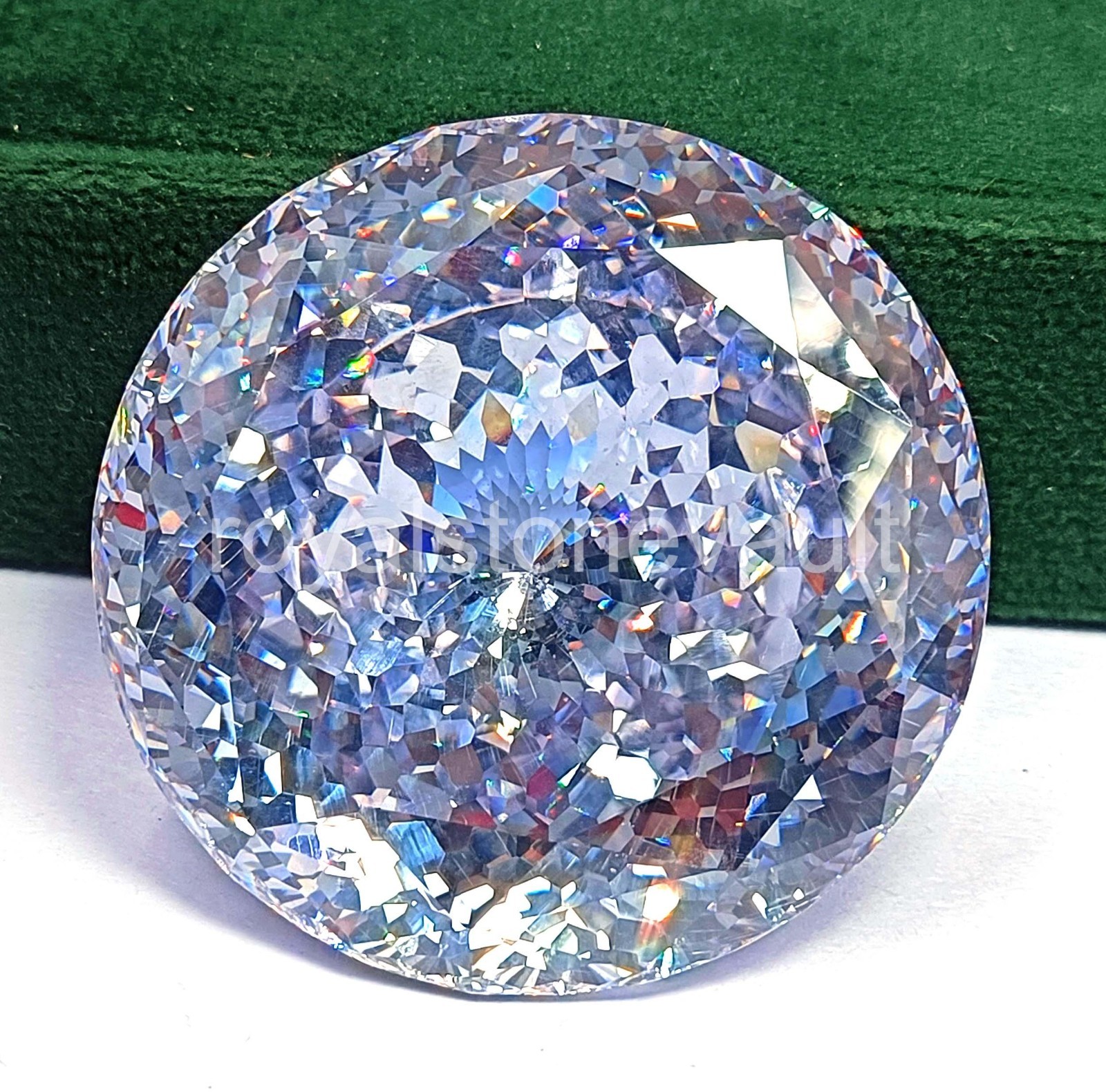 440.65 Ct Natural White Sapphire Round Shape IGL Certified Loose Gemstone 5AOF