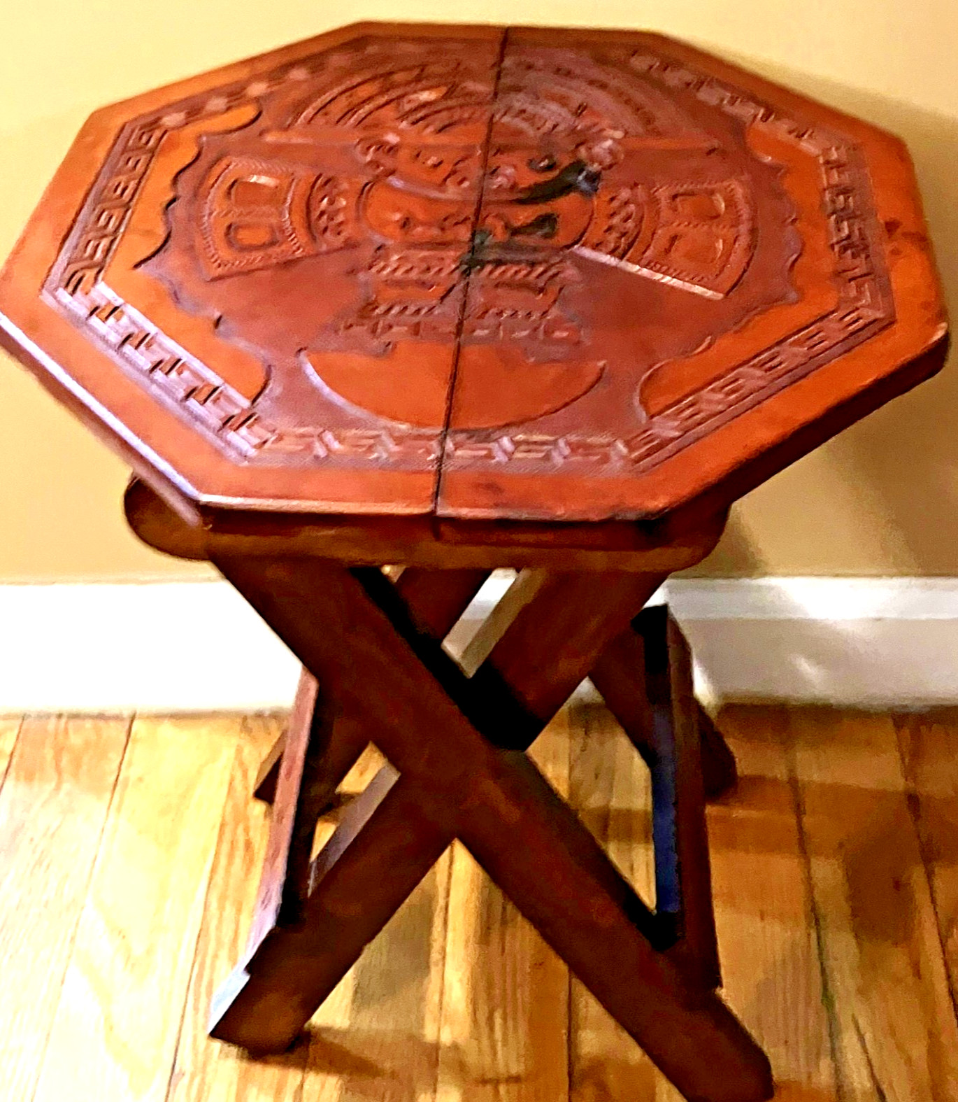 Wooden Folding Accent Table Handtooled Carved Leather Top Honduras Craft 15 x11\
