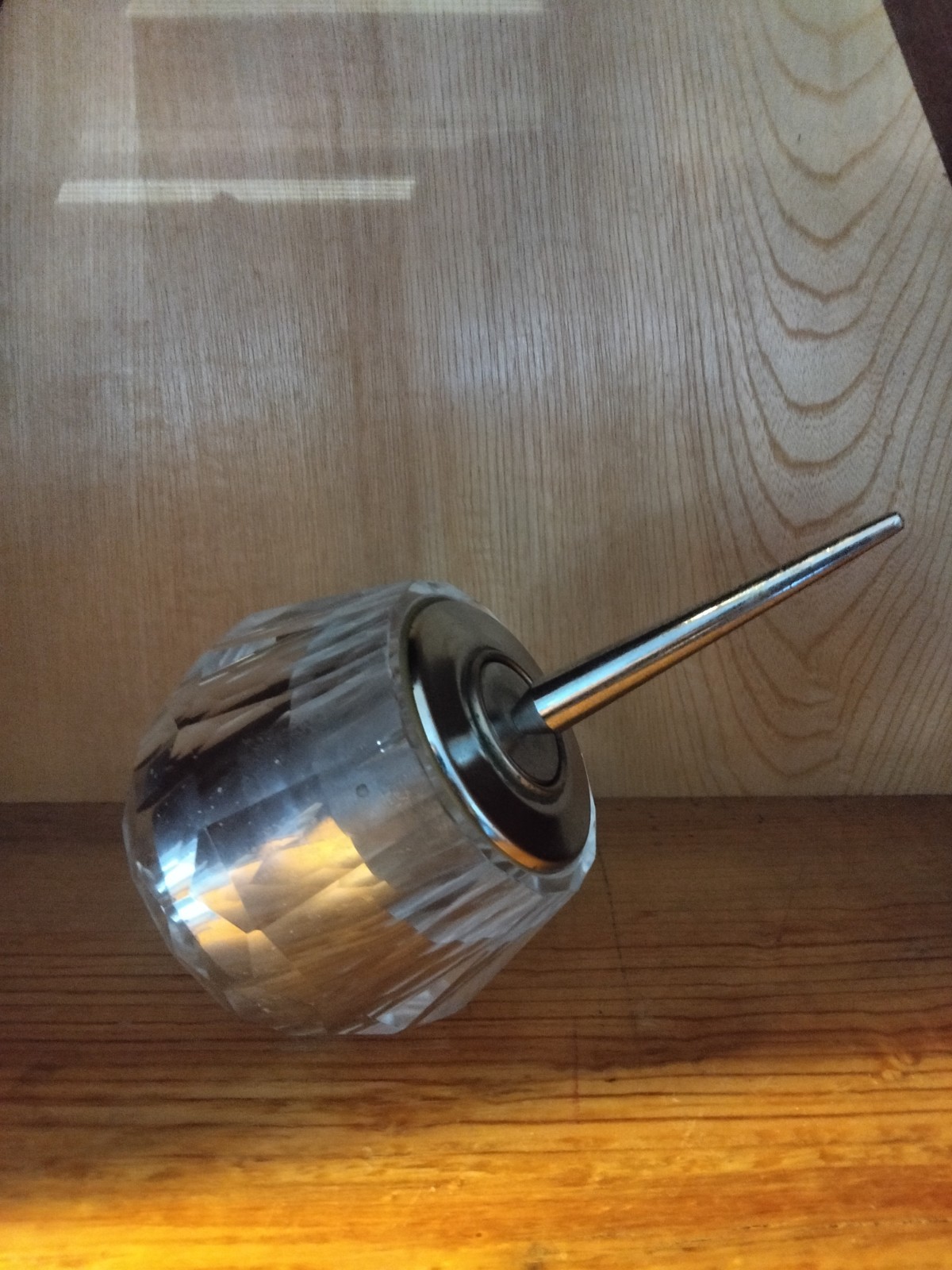 Korex ? Vintage Mid Century Crystal Electro Match Table Top Lighter