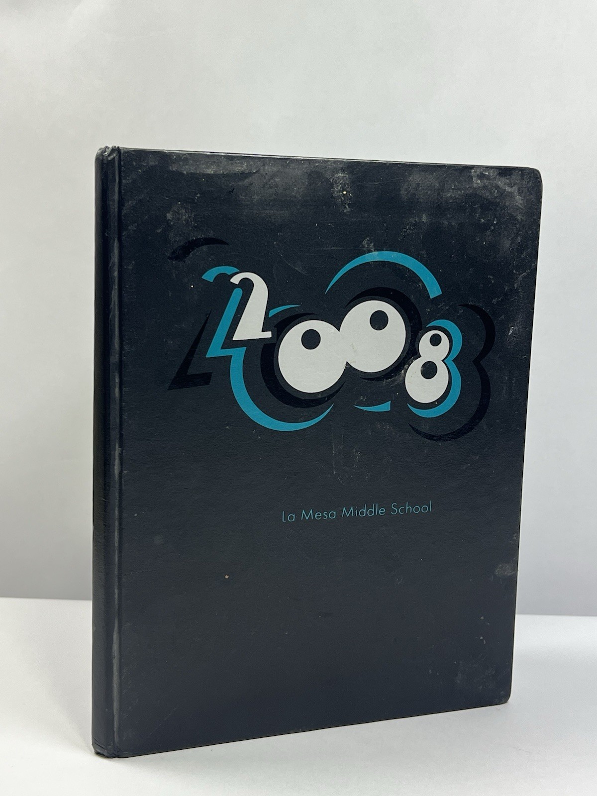 2008 La Mesa Middle School / Yearbook Santa Clarita CA.