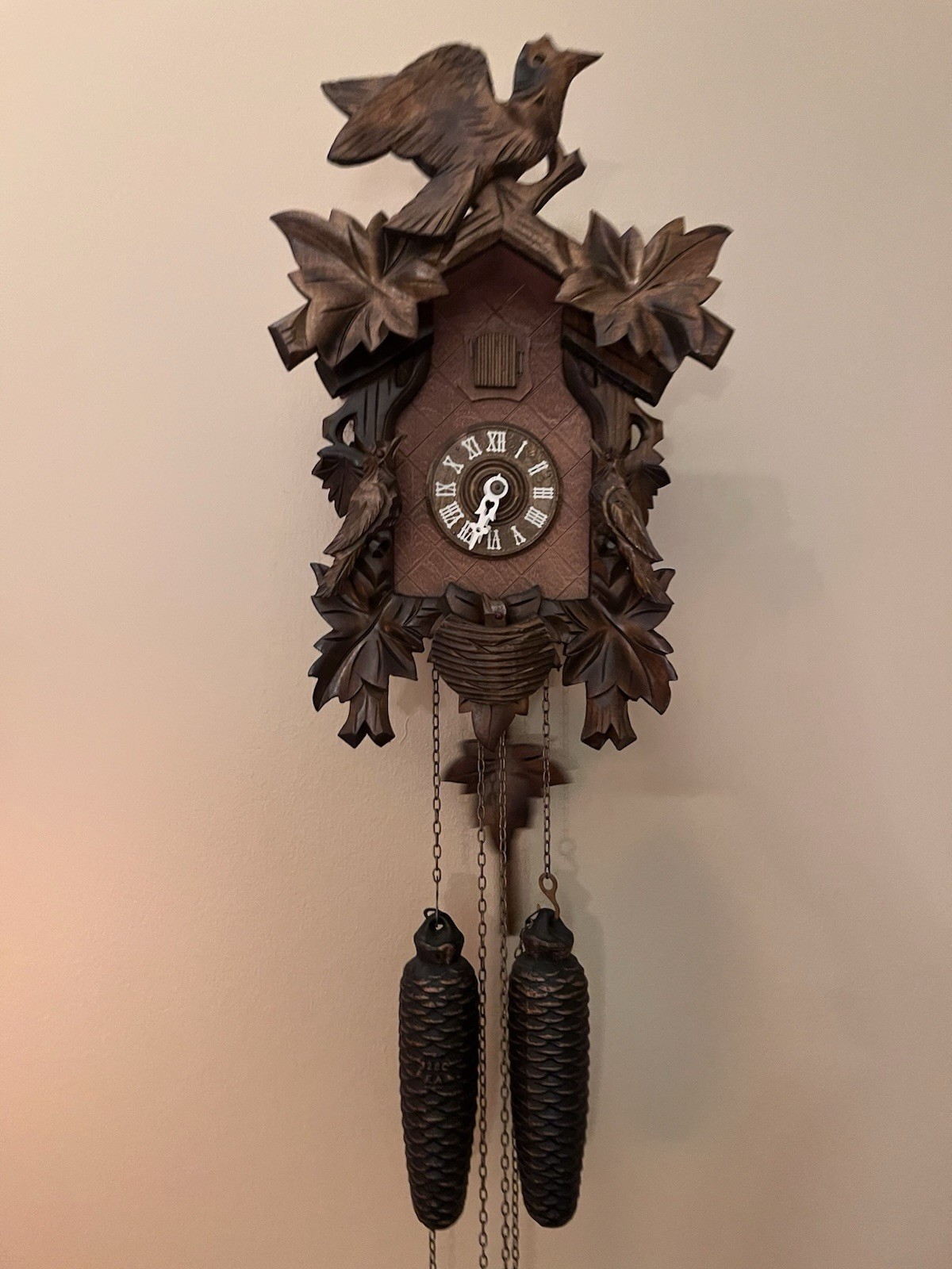 Vintage German Cuckoo Clock 3 Birds, Baby Bird in Nest 5 Leaves Works Perfectly