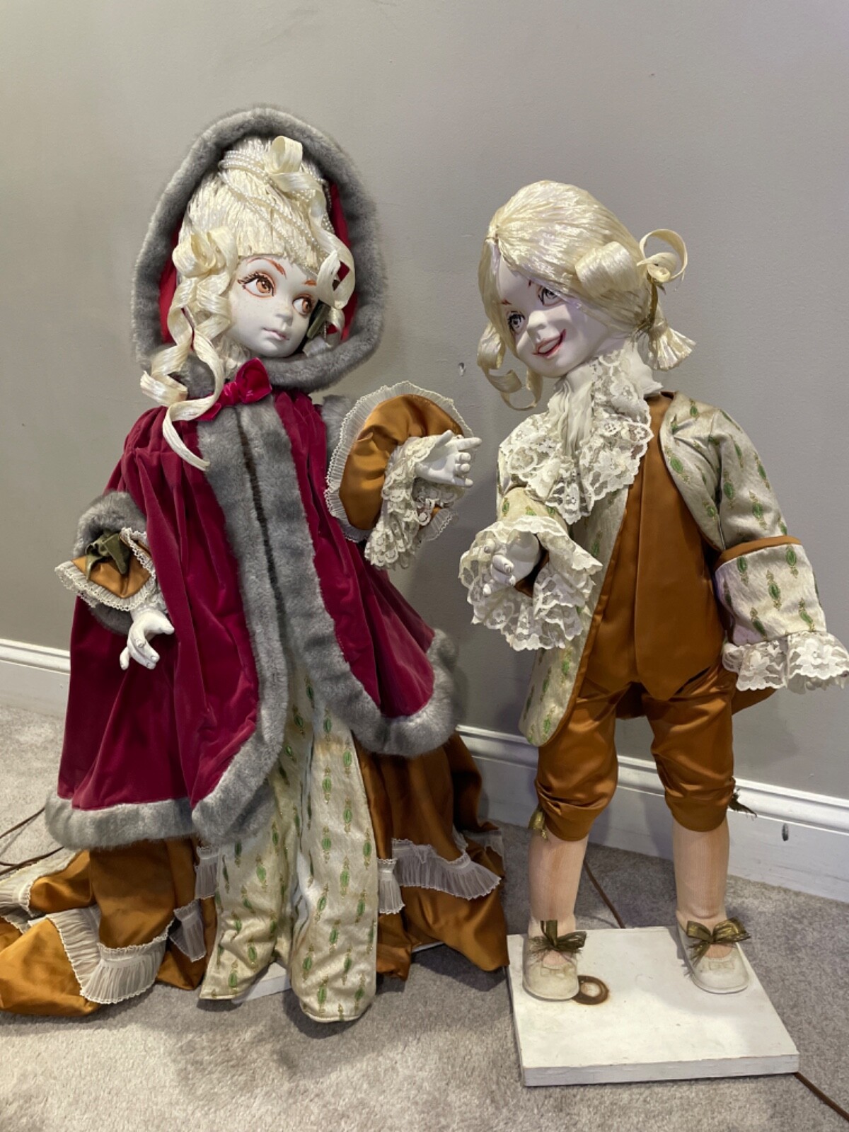 Vtg Creepy Animatronic Doll Set Electric Victorian Man & Woman Props Vtg Creepy Animatronic Doll Set Electric Victorian Man & Woman Props