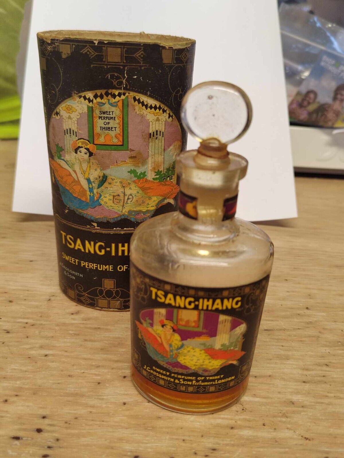 Antique /Vintage TSANG-IHANG Sweet Perfume of Tibet,with box,EMPTY