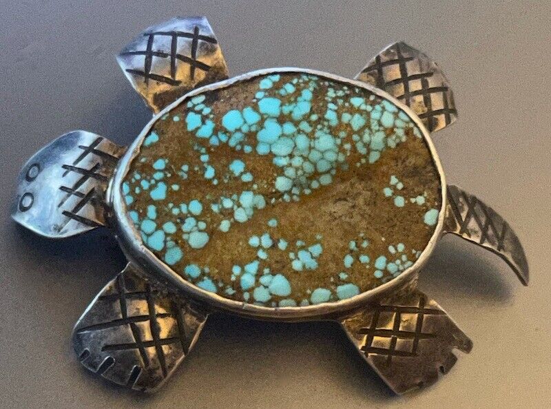 Zuni or Navajo Turtle Pin Natural Number 8 Turquoise Hand Made Incised  & Cut