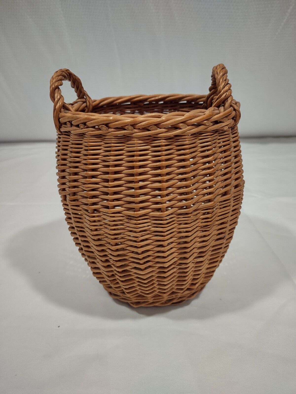 Vintage Basket Gathering Small Deep Wicker  Child Size 7\