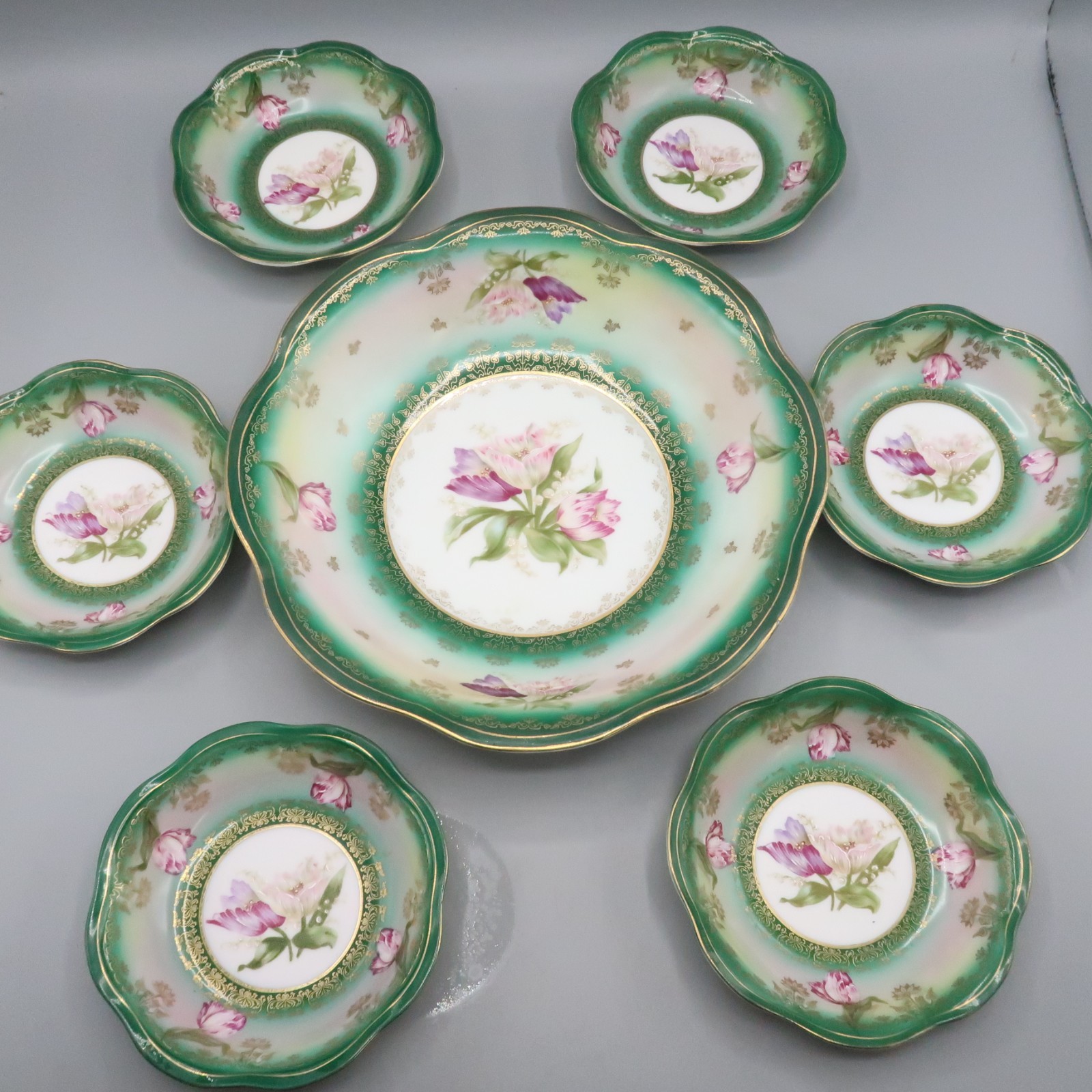 6 Royal Munich Hand Painted Zeh, Scherzer & Co Green Tulip Berry & Fruit Bowl